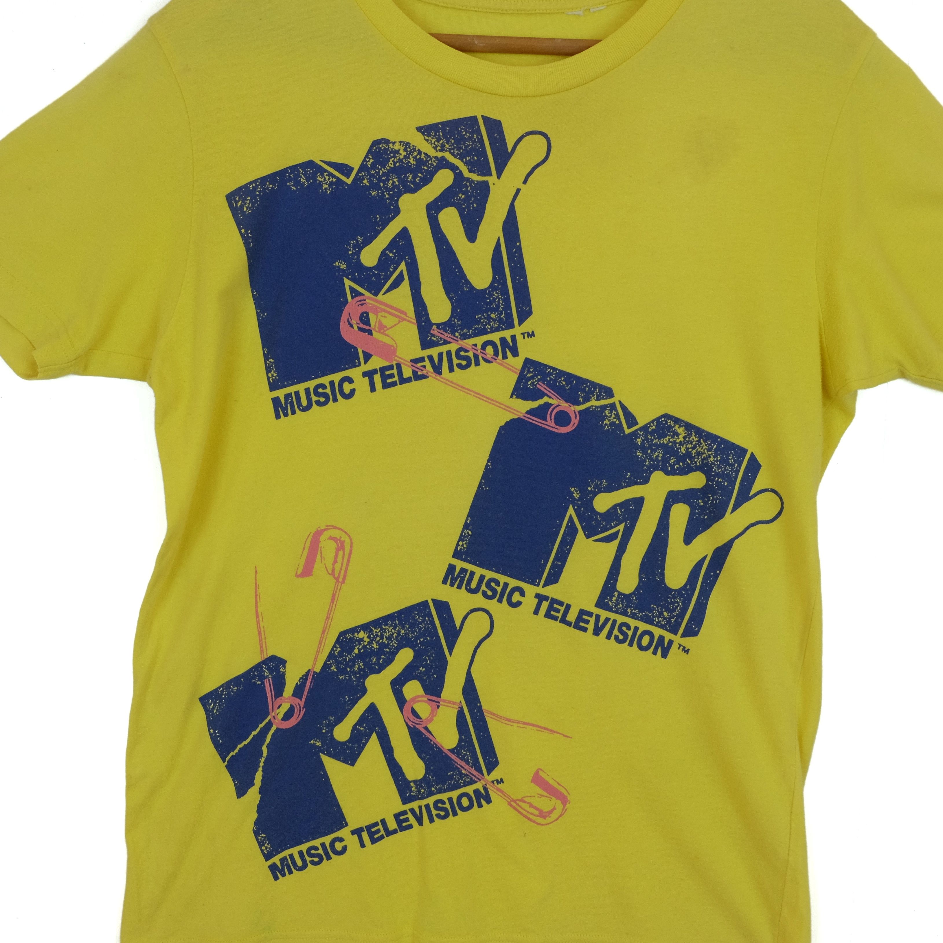 Mtv UNIQLO x MTV Big Logo T Shirt Size US L / EU 52-54 / 3 - 3 Thumbnail