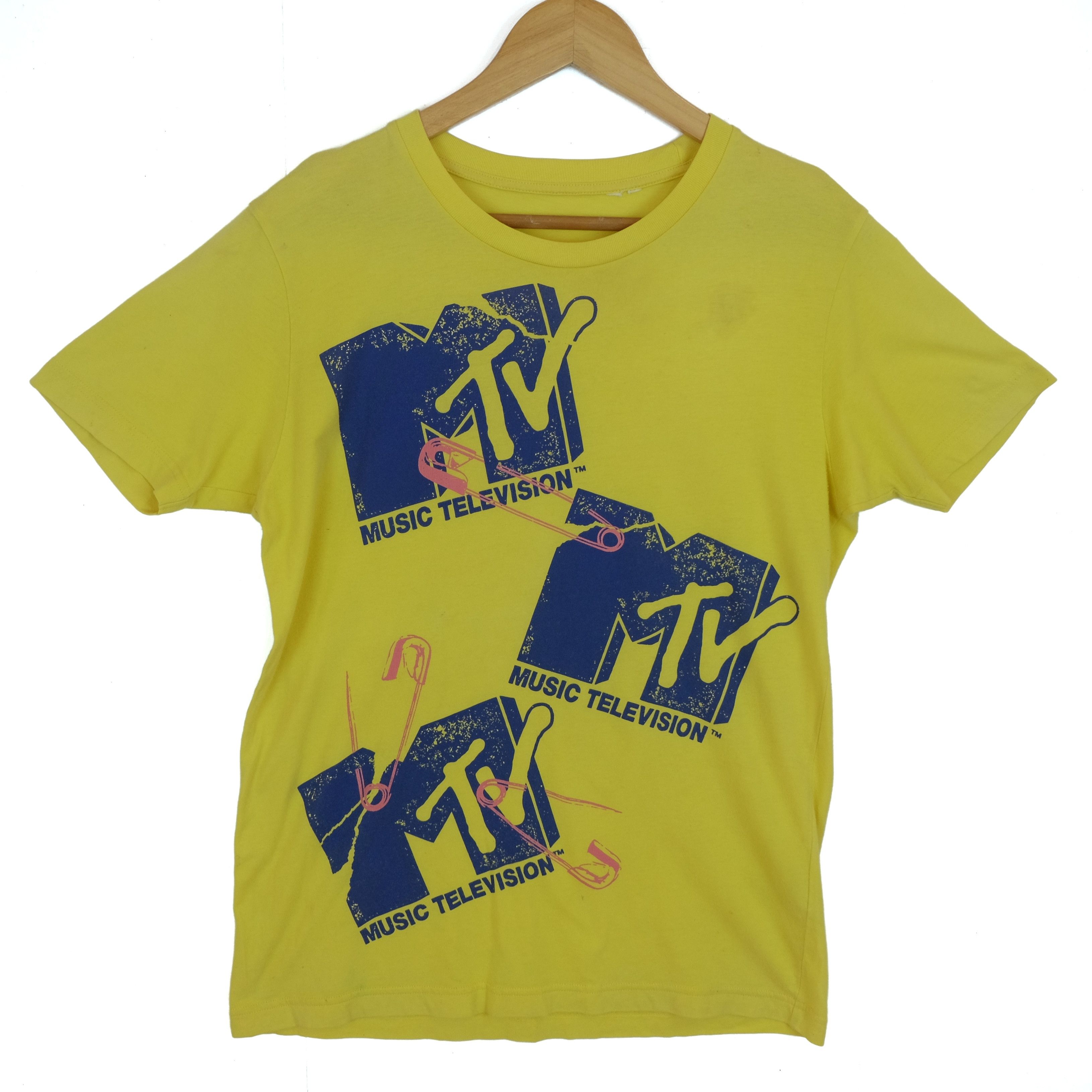 Mtv UNIQLO x MTV Big Logo T Shirt Size US L / EU 52-54 / 3 - 2 Thumbnail