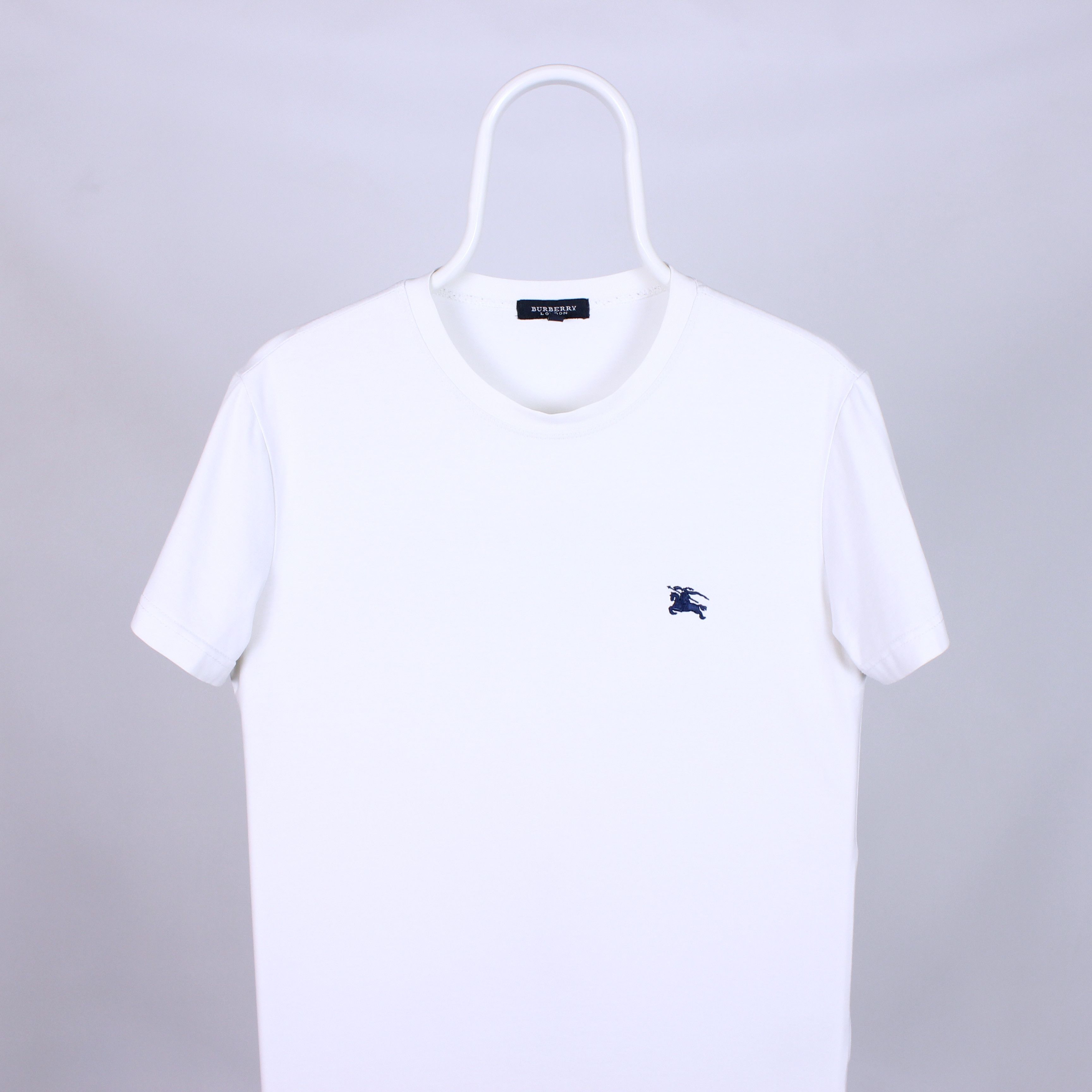 Burberry Burberry vintage t shirt small logo cotton white S M Size US S / EU 44-46 / 1 - 1 Thumbnail