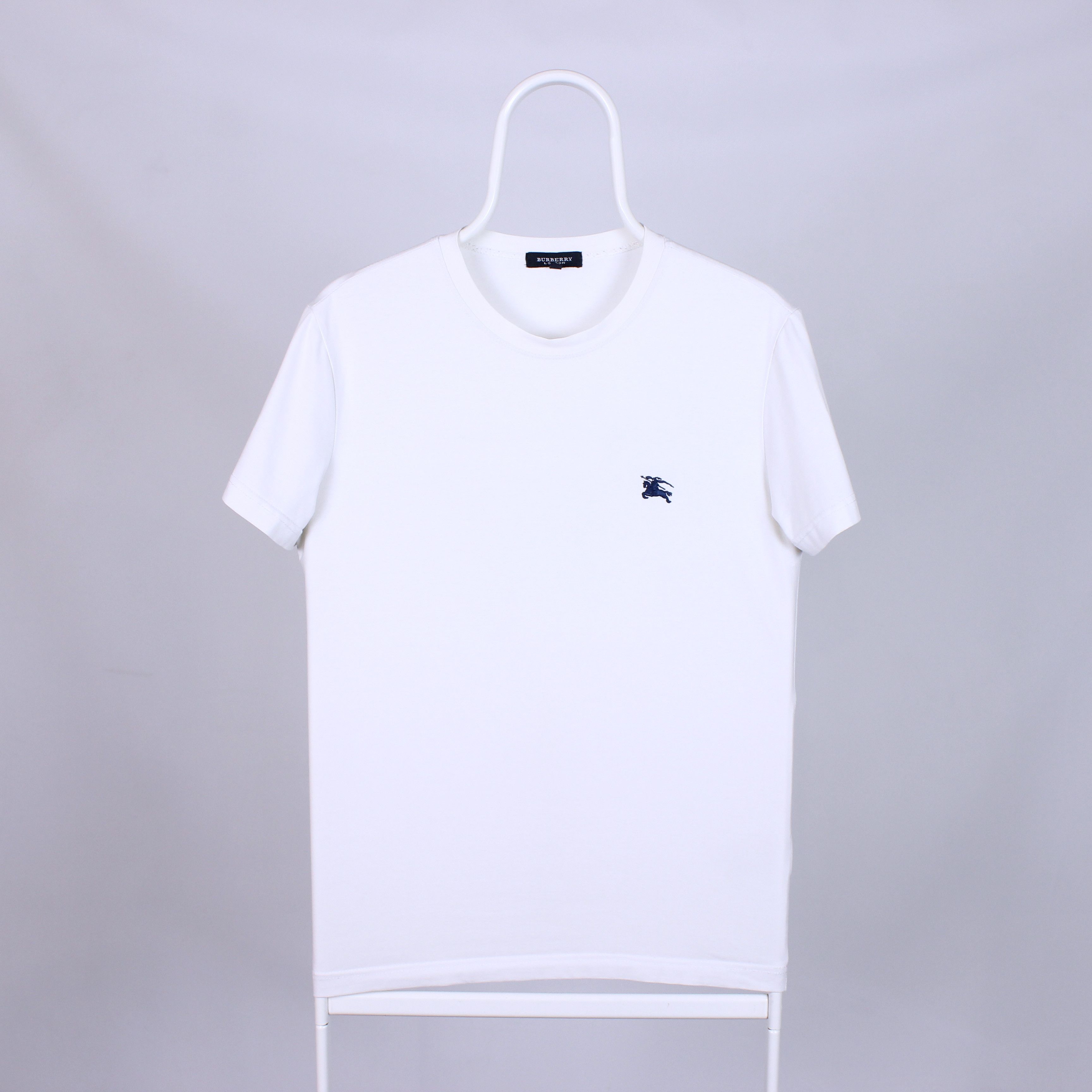 Burberry Burberry vintage t shirt small logo cotton white S M Size US S / EU 44-46 / 1 - 2 Thumbnail