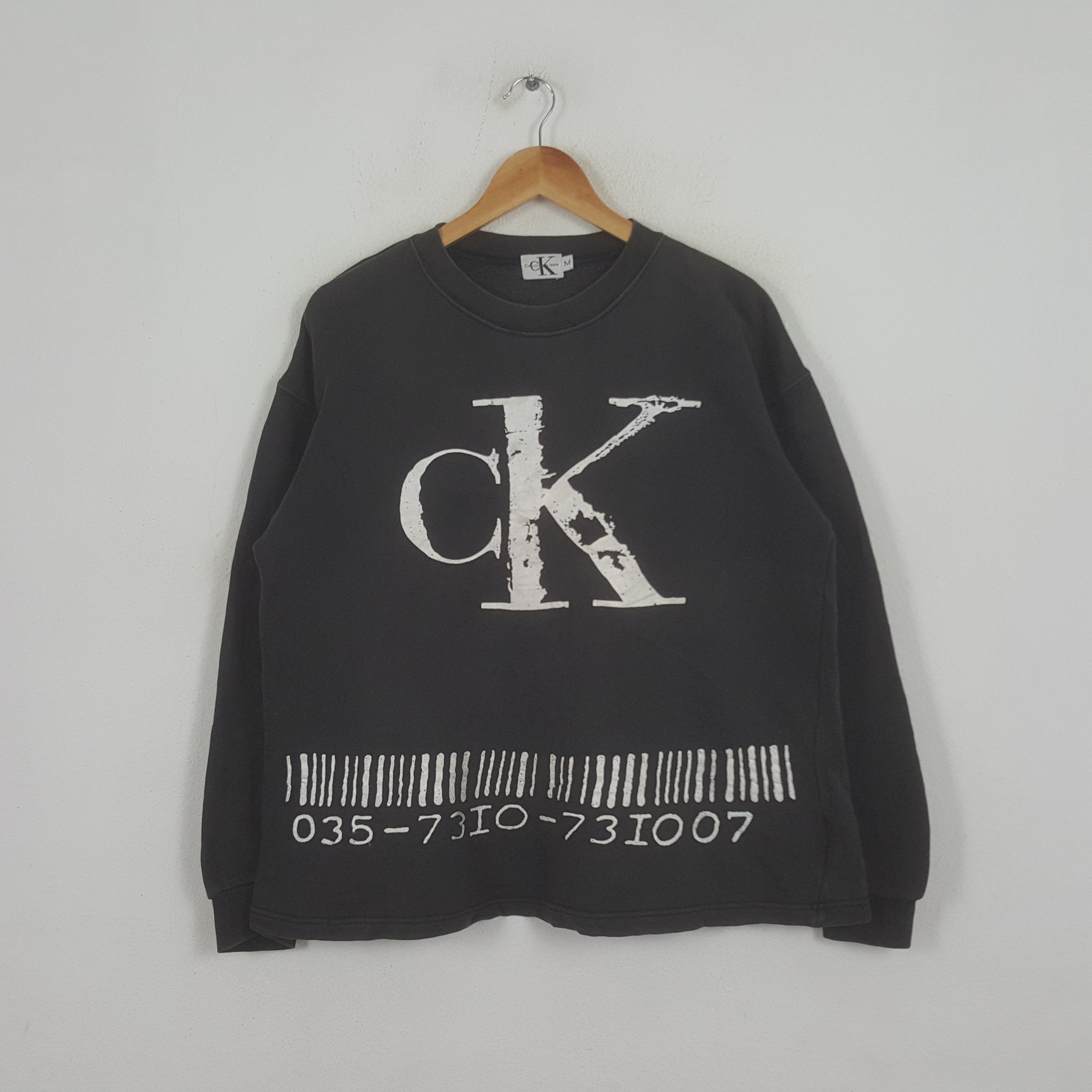 Vintage Calvin Klein Luxury Brand Sweatshirt