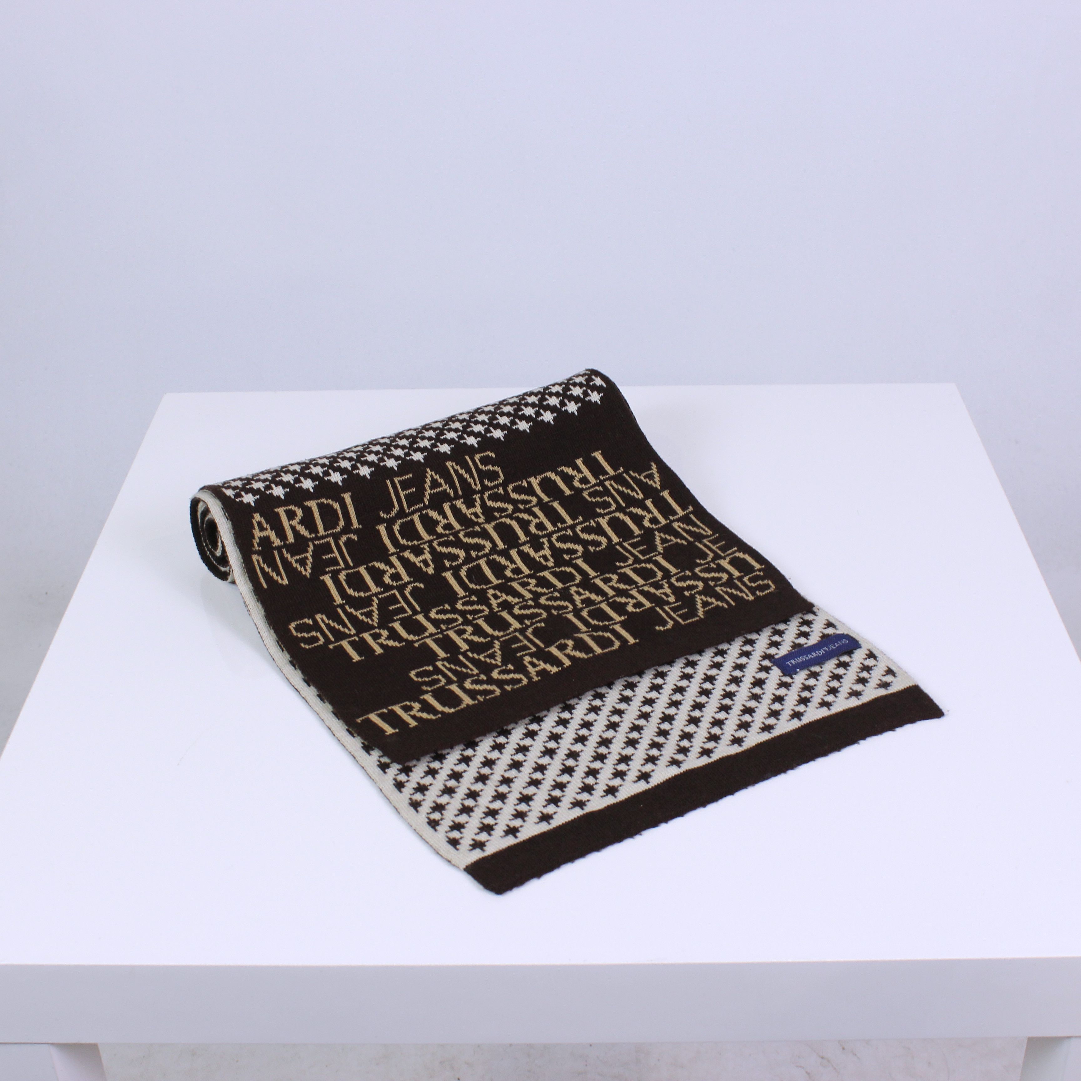 Trussardi Trussardi wool scarf logo rarity Size ONE SIZE - 1 Thumbnail