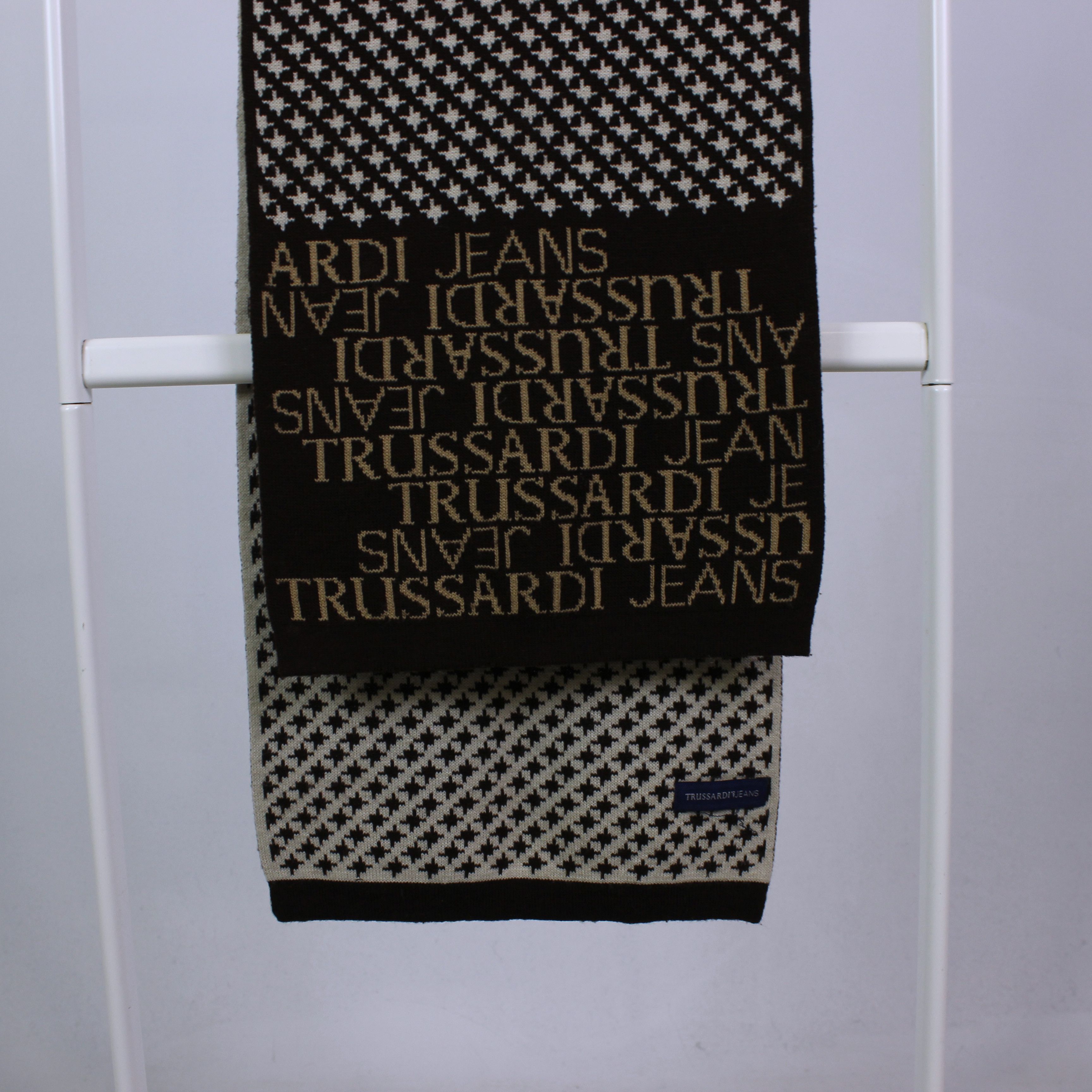 Trussardi Trussardi wool scarf logo rarity Size ONE SIZE - 4 Thumbnail