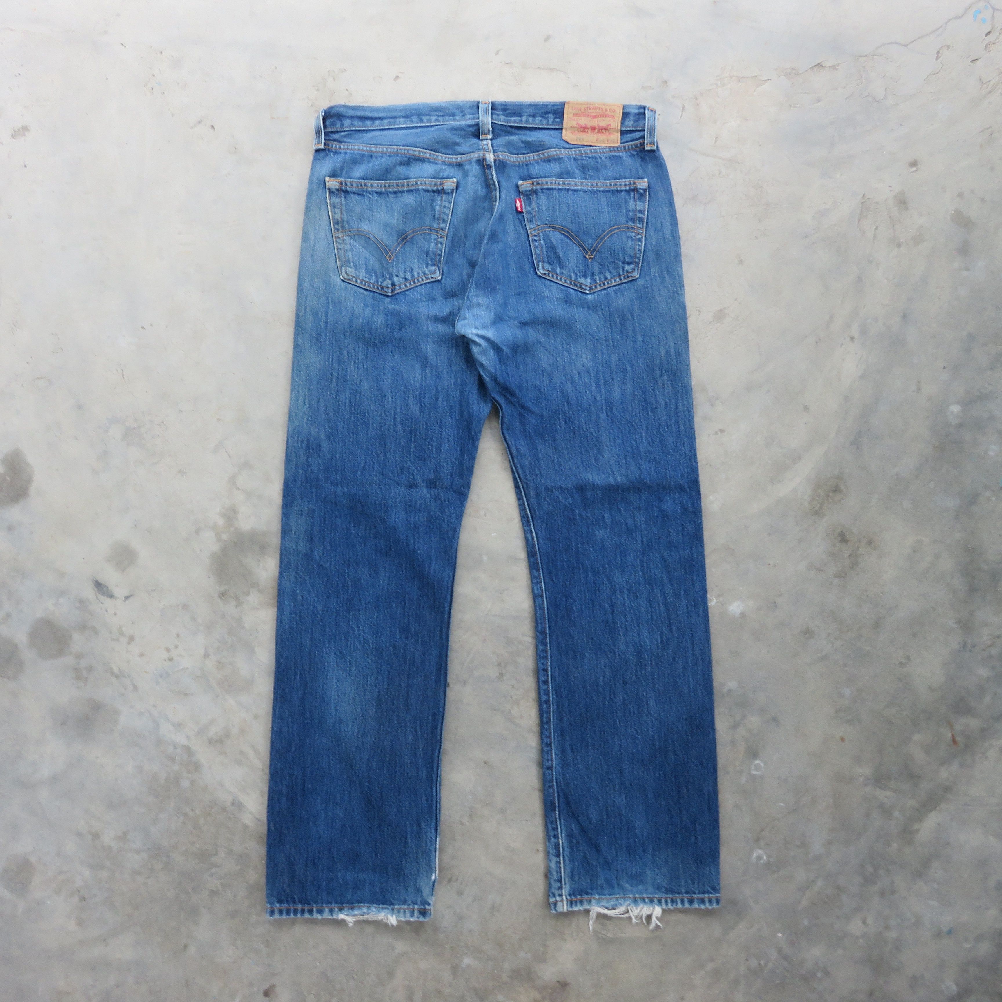 Levi's × Vintage Vintage 90s Levis 501 Denim Jeans 35X32 Size US 37 - 8 Thumbnail