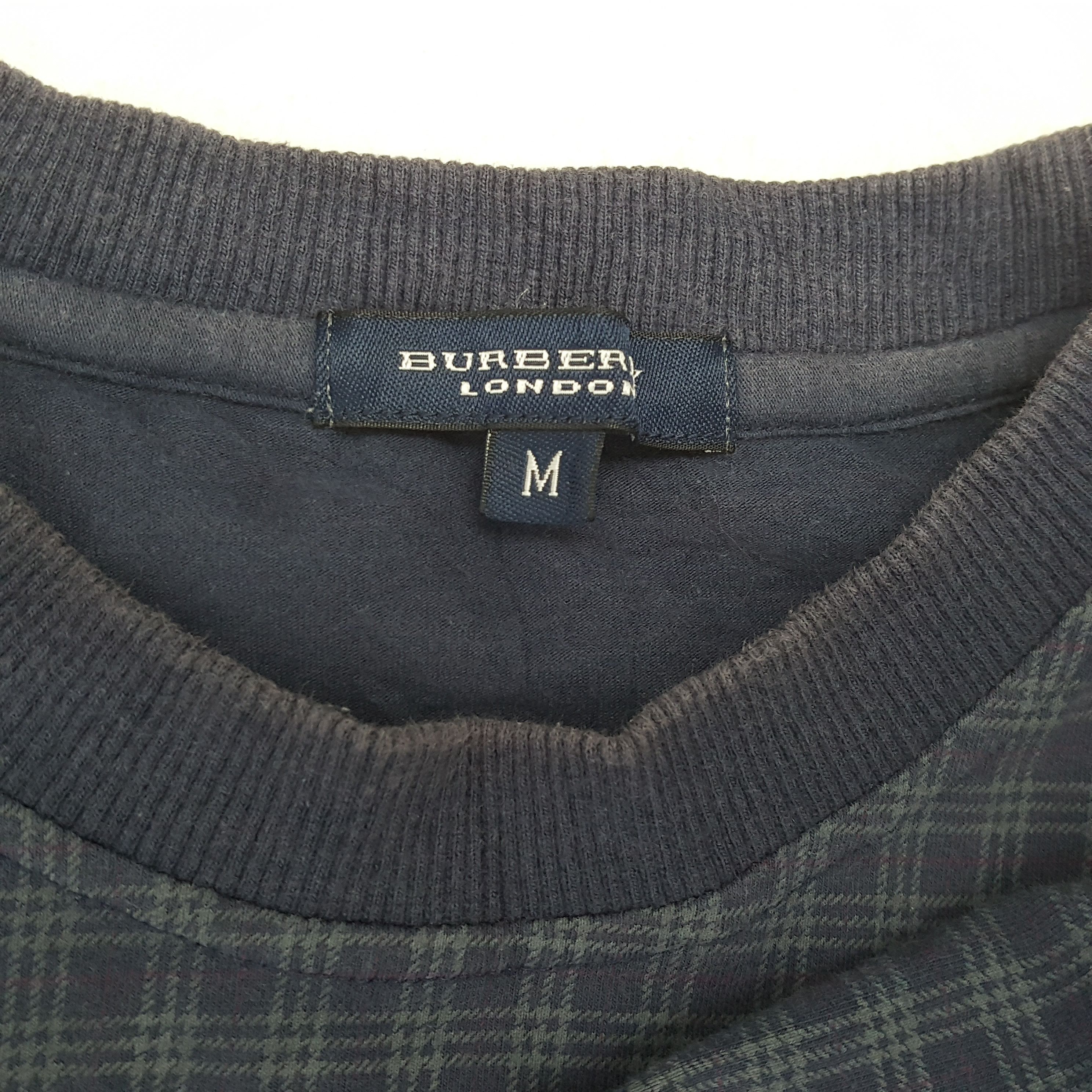 Burberry × Vintage BURBERRY LONDON Small Logo Pocket Design Tshirt Size US L / EU 52-54 / 3 - 6 Thumbnail