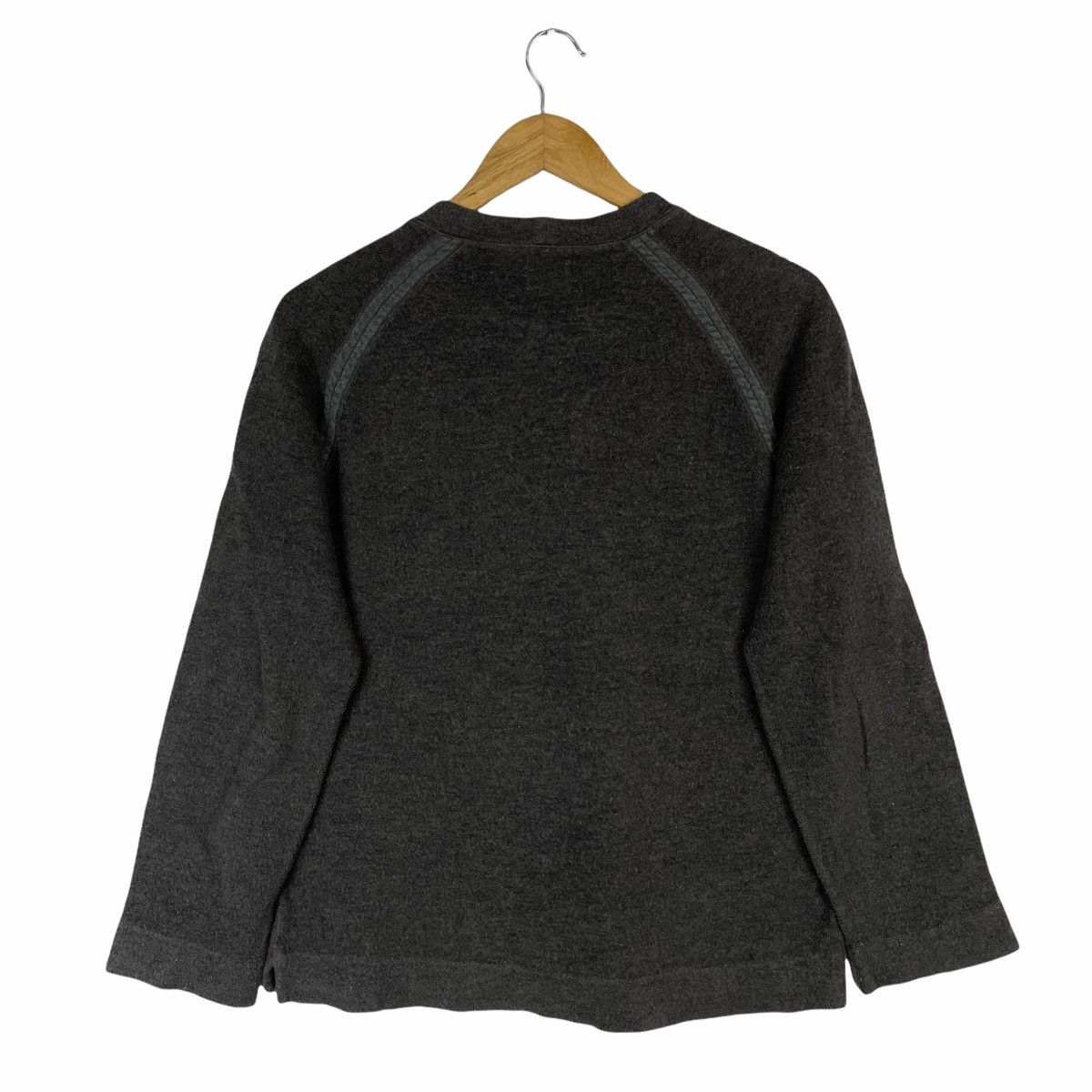 C.P. Company Vintage CP COMPANY C.P Sportswear Plain Grey Sweatshirt Size US L / EU 52-54 / 3 - 4 Thumbnail