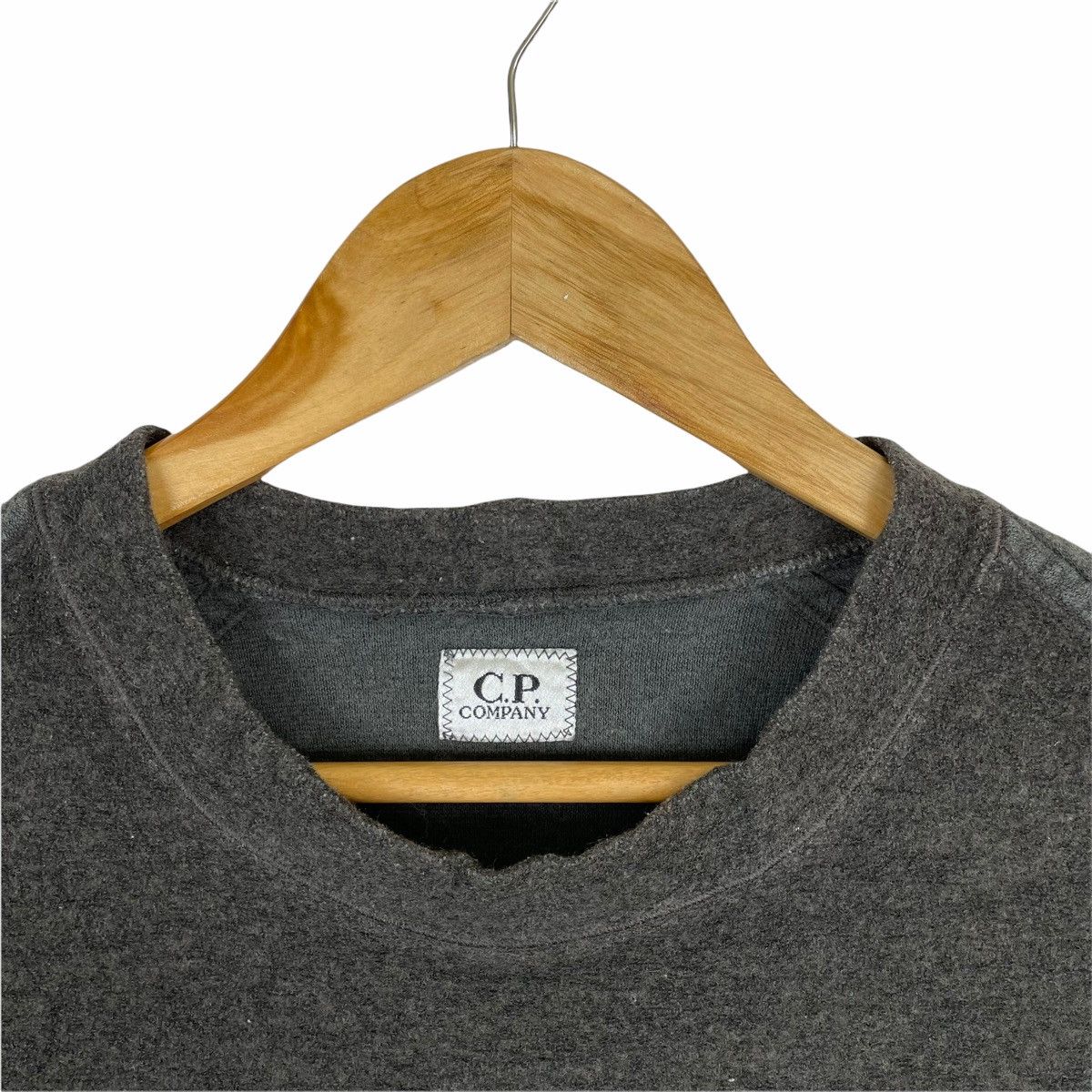 C.P. Company Vintage CP COMPANY C.P Sportswear Plain Grey Sweatshirt Size US L / EU 52-54 / 3 - 2 Thumbnail