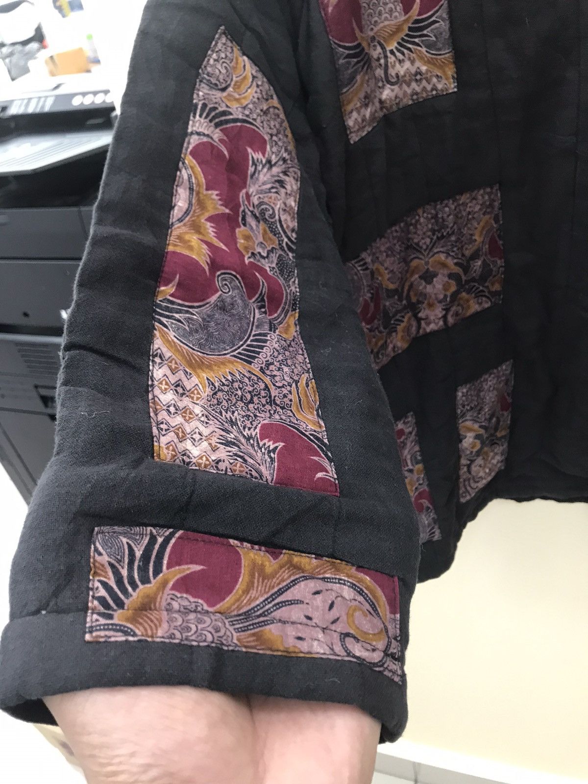 Japanese Brand Etnic Labels Batik Artwear Jacket – M Size Size US L / EU 52-54 / 3 - 7 Thumbnail