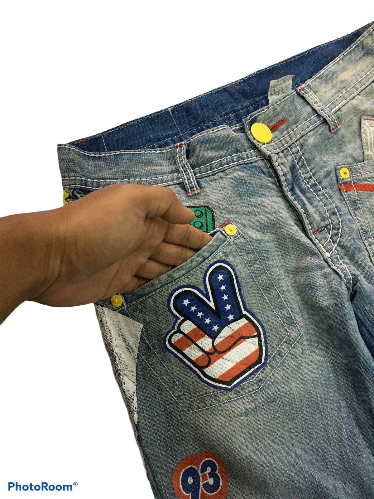 Designer × Japanese Brand 🔥HOT🔥Japan Brand Distressed Printed Denim Sashiko Stich Size US 32 / EU 48 - 4 Thumbnail