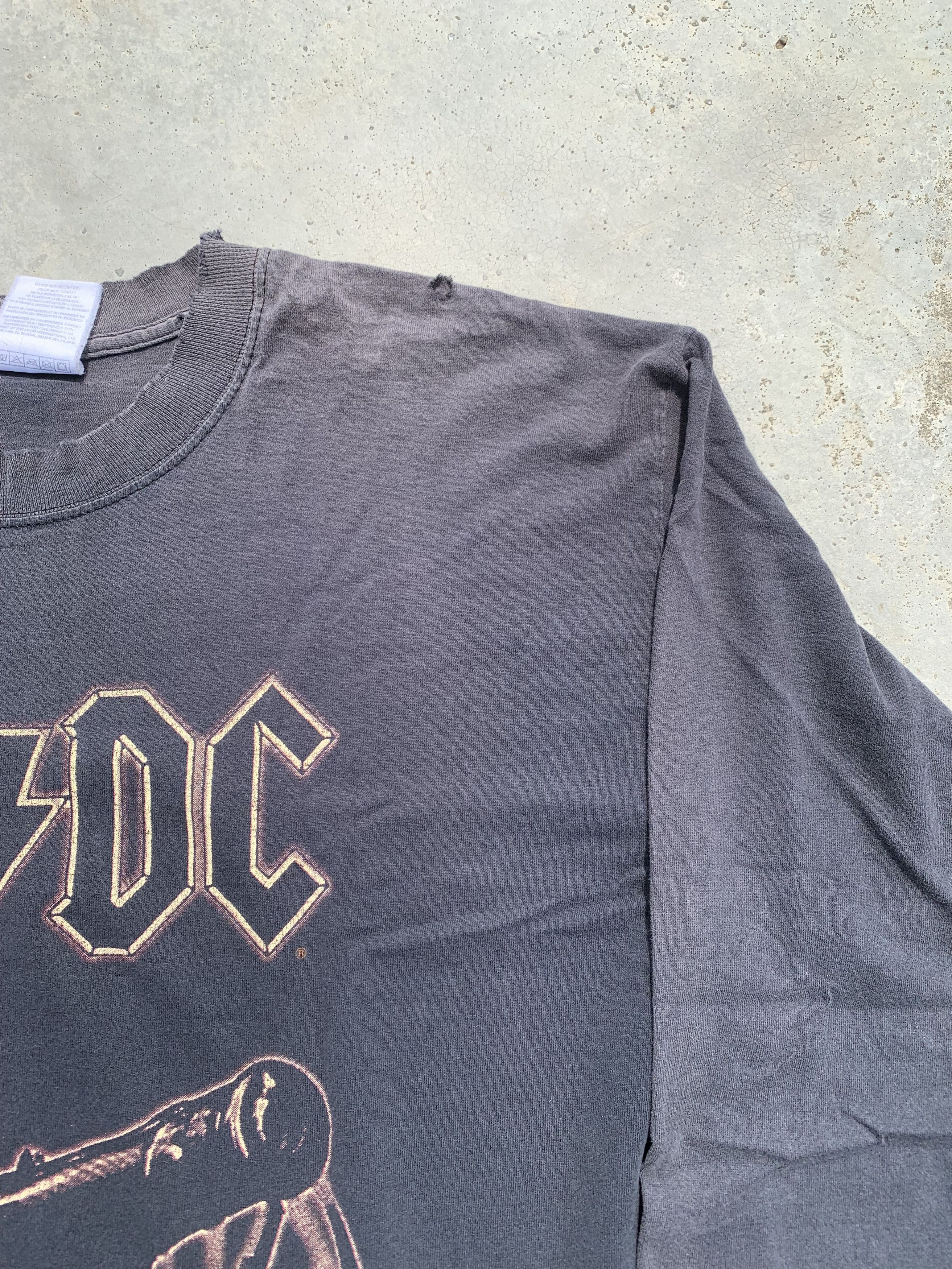 Band Tees 1999 ACDC For Those About To Rock We Salute You Size US L / EU 52-54 / 3 - 3 Thumbnail