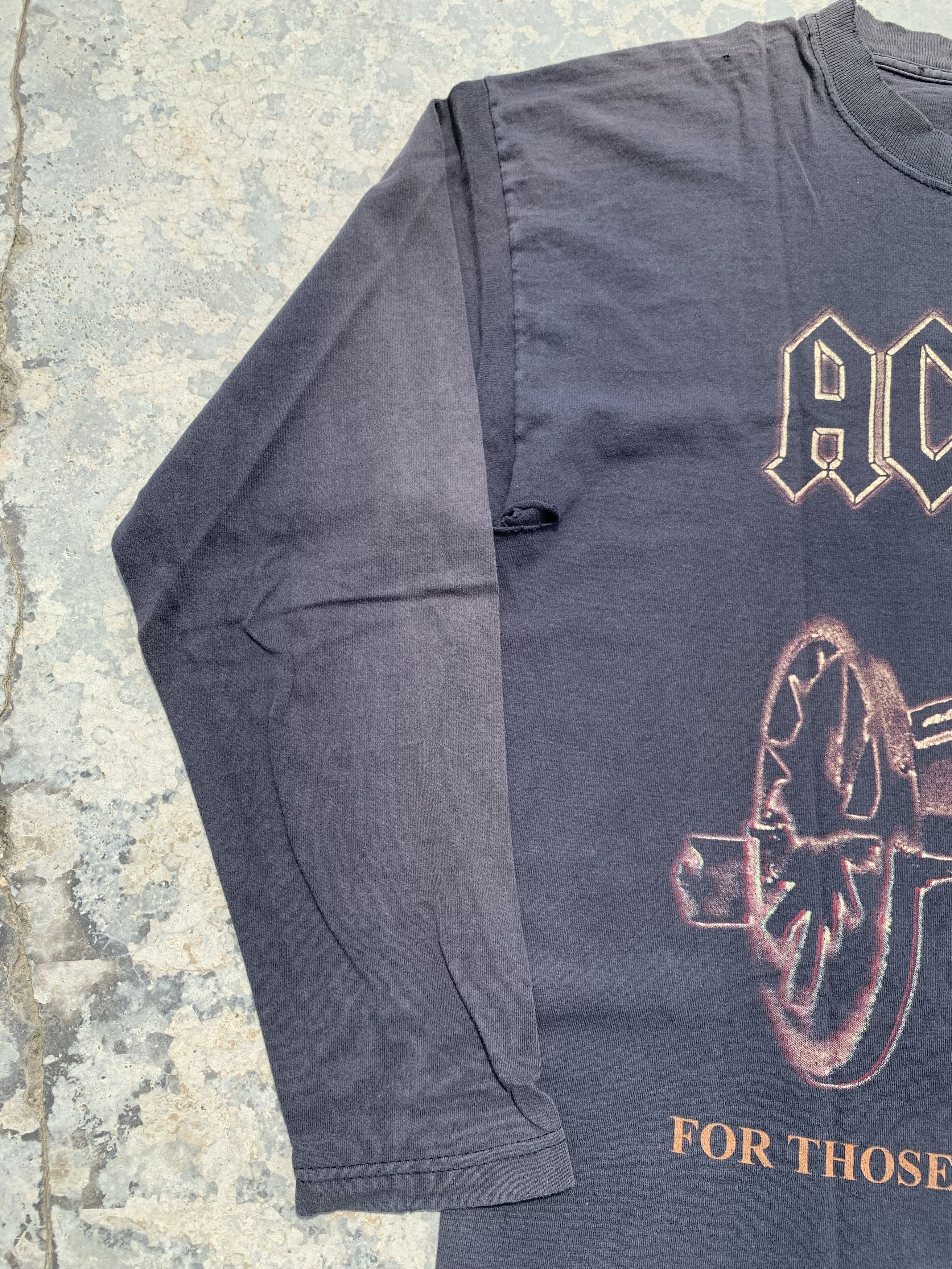 Band Tees 1999 ACDC For Those About To Rock We Salute You Size US L / EU 52-54 / 3 - 7 Thumbnail