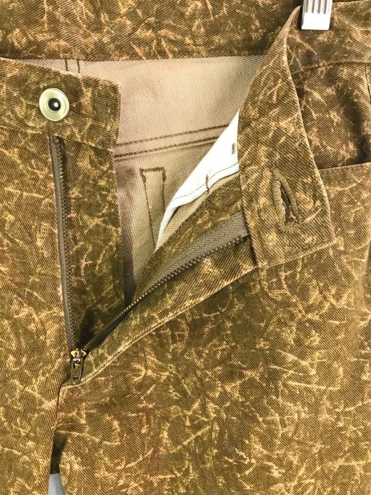 Japanese Brand Japanese Brand Japan Abstract Camouflage Denim Pants Size US 31 - 11 Thumbnail