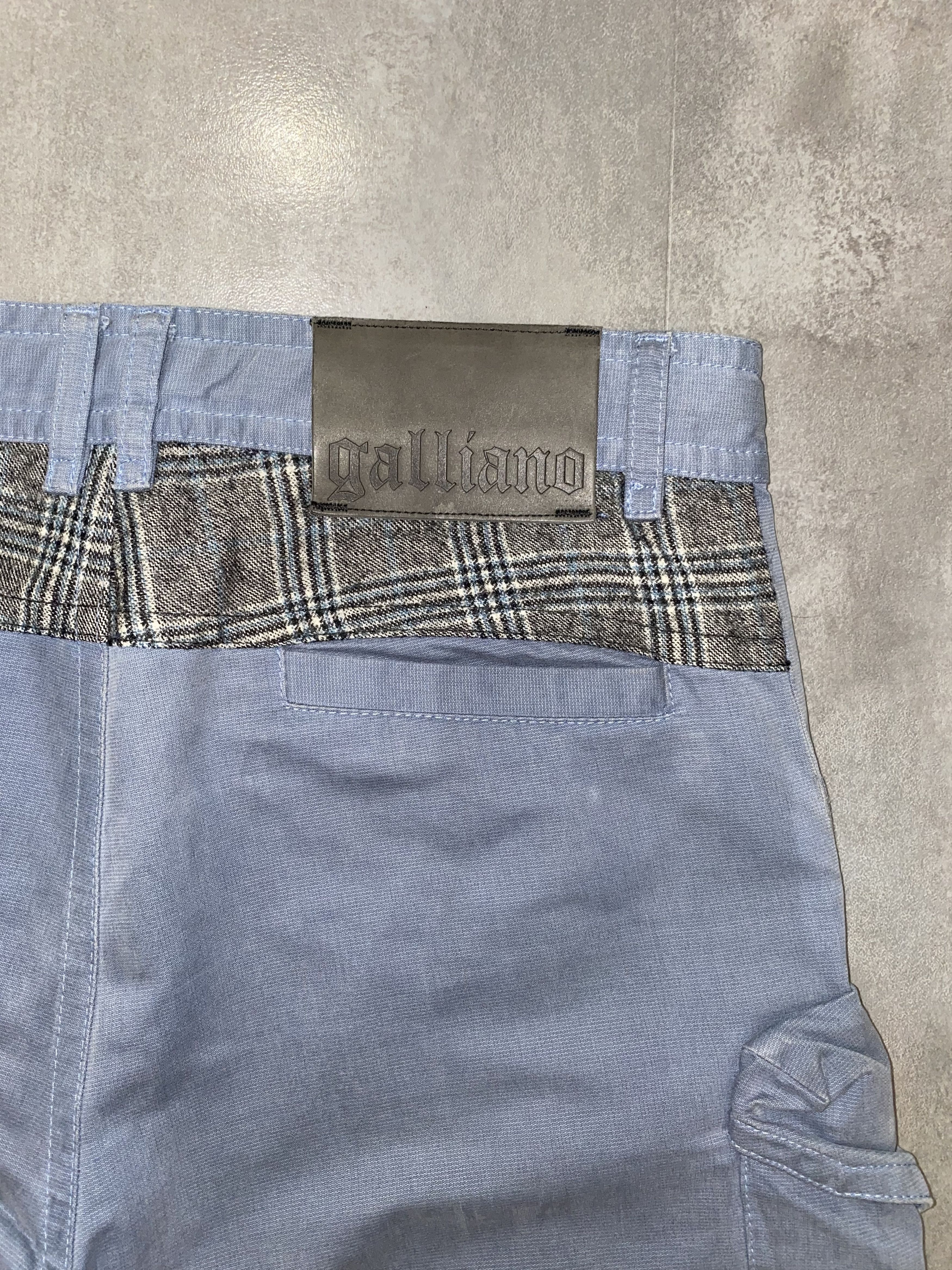 パンツ 11AW galliano 3Dpockets wool cargo pants 11AW galliano 3Dpockets wool cargo pants - メルカリ