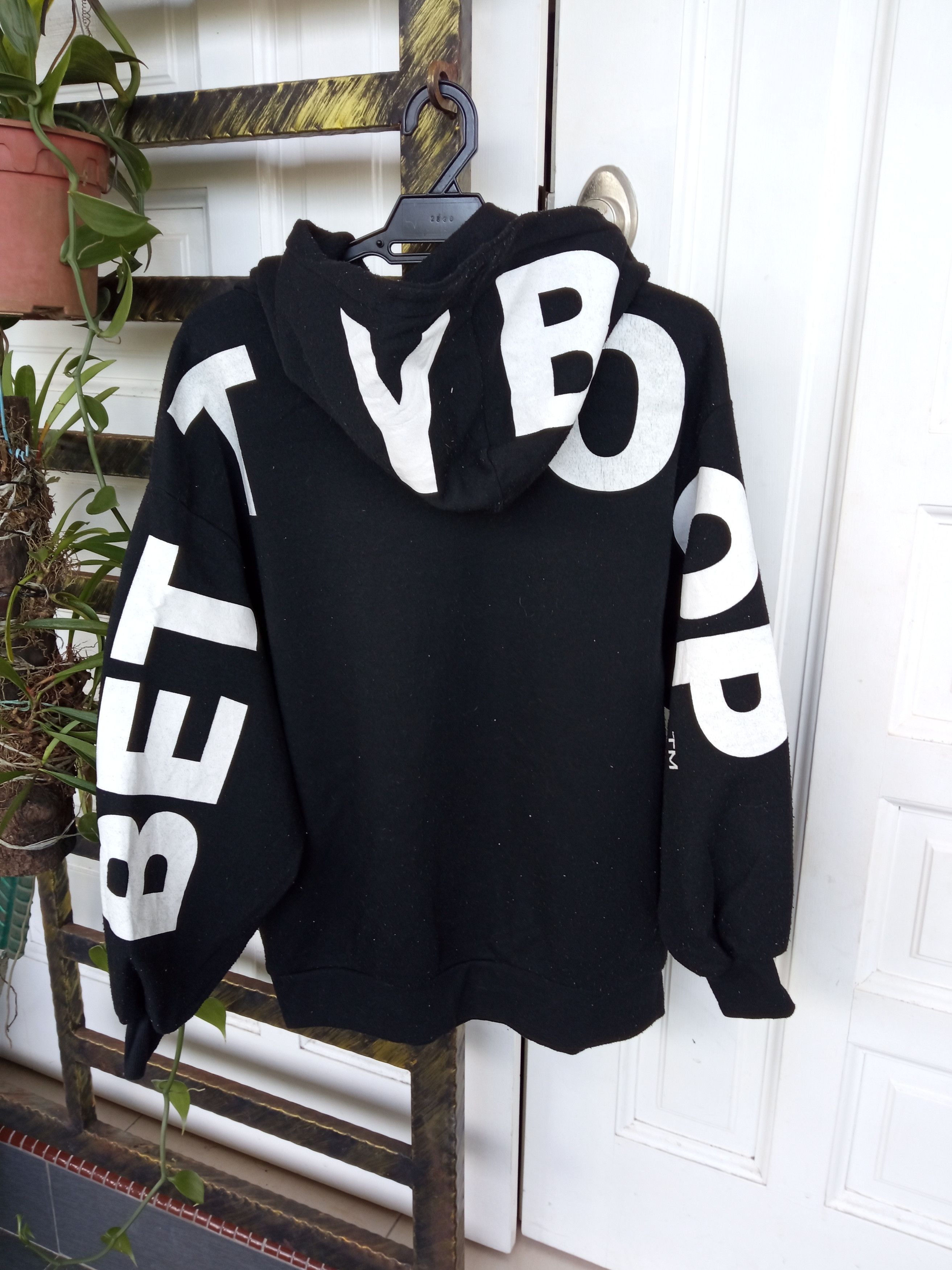 STRANGE MATTER Betty Boops Big SpellOut Sweatshirt Size US L / EU 52-54 / 3 - 2 Thumbnail