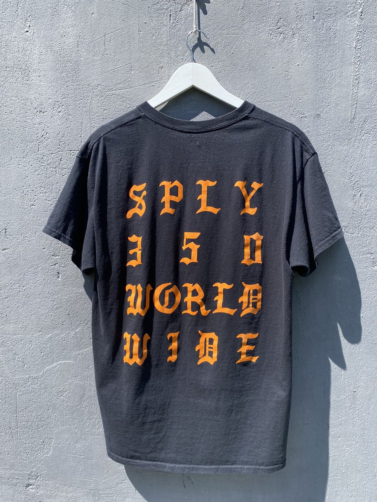 Other Vintage YBST 350 WORLDWIDE BY KANYE WEST KING 🤴🏿 Size US L / EU 52-54 / 3 - 1 Thumbnail