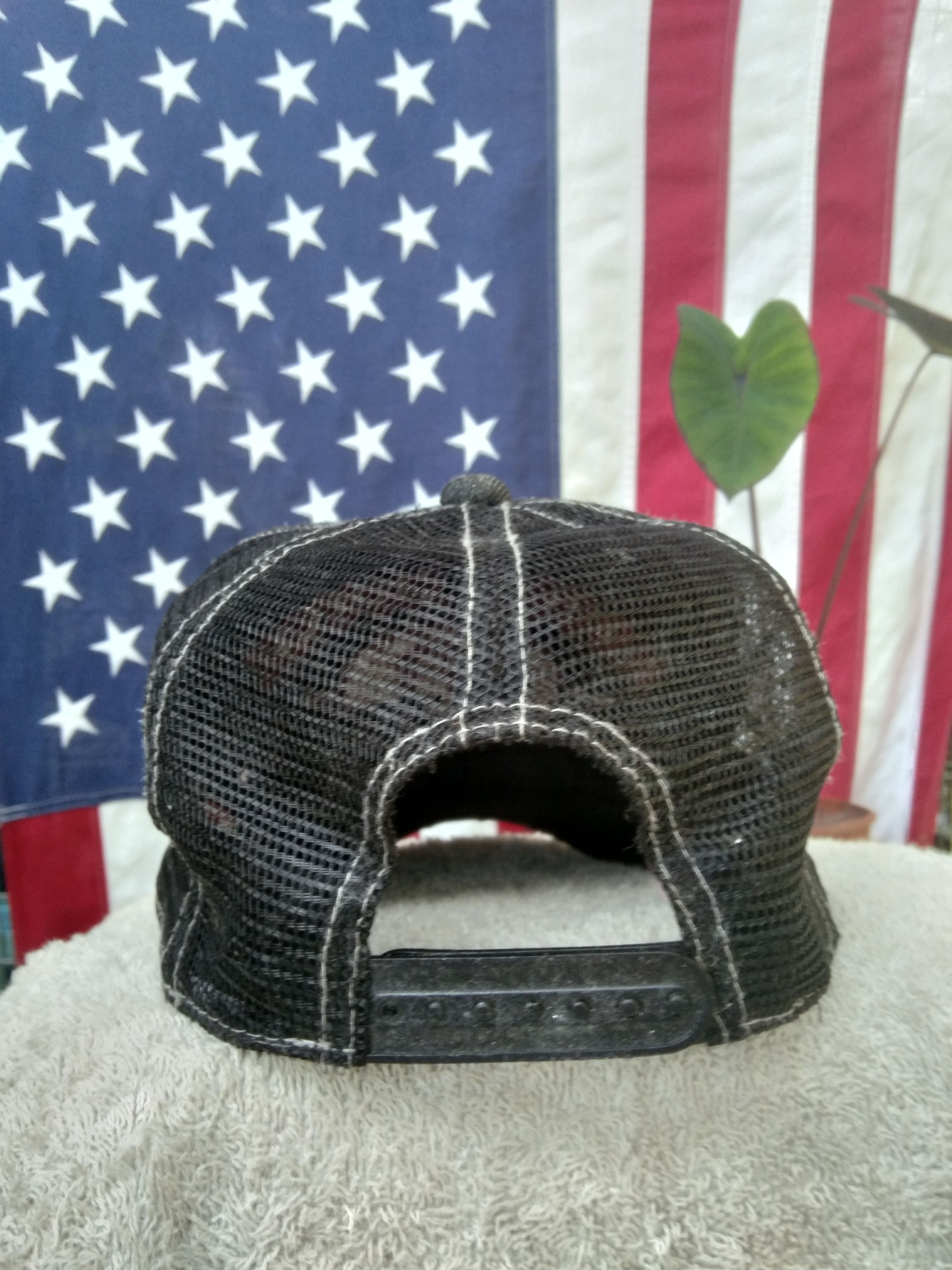 Vintage VINTAGEWORKWEAR 🔥🔥 ROUND HOUSE WORKWEAR TRUCKER HAT Size ONE SIZE - 5 Thumbnail