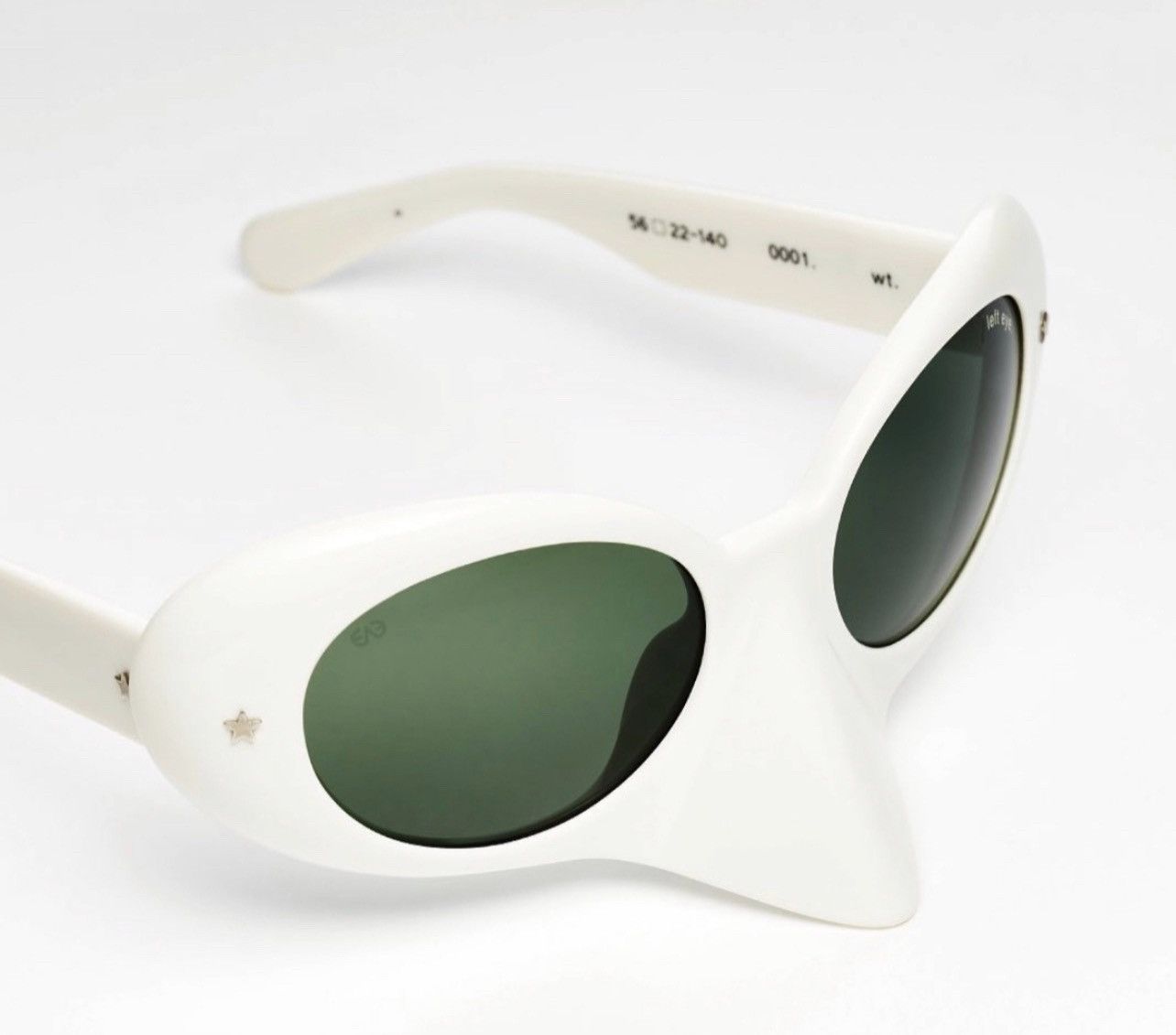 Eyevan 7285 × Takahiromiyashita The Soloist. The Soloist x EYEVAN “Listen to the Glasses” nose shades Size ONE SIZE - 4 Thumbnail