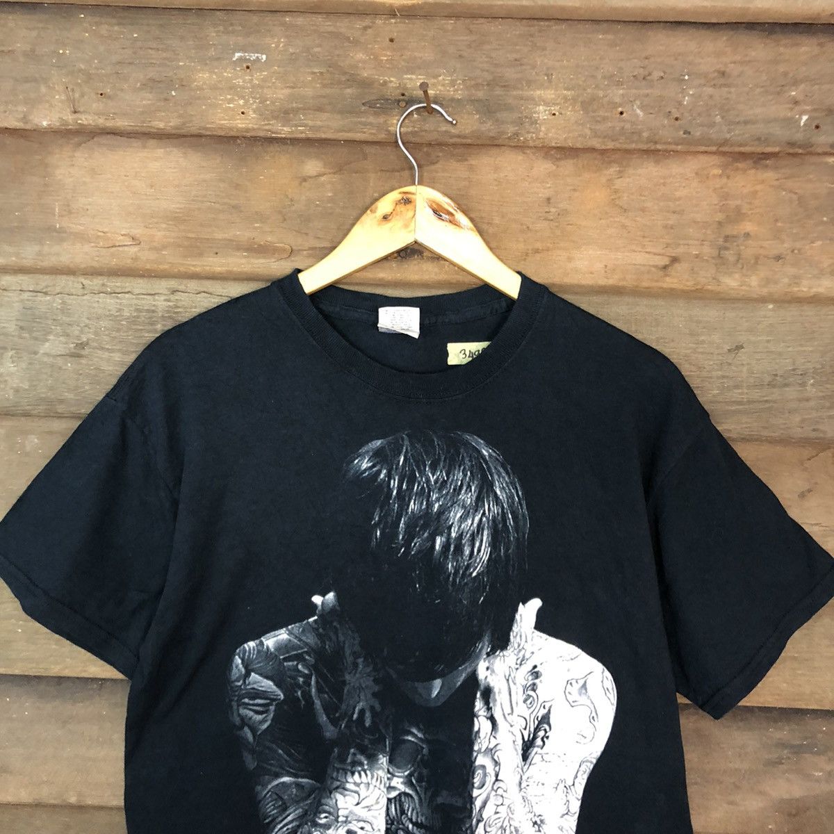 Band Tees Mitch Hucker Black Short Sleeve Tshirt #3492 Size US M / EU 48-50 / 2 - 7 Thumbnail