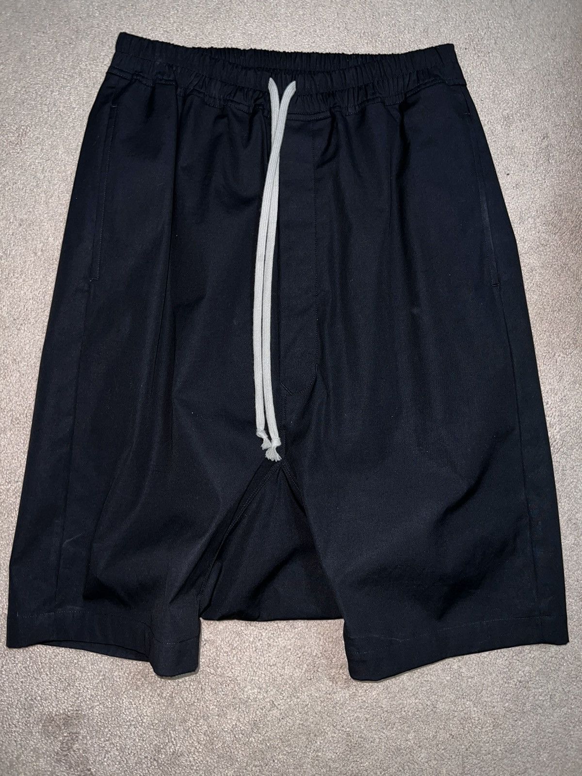 Rick Owens Rick Owens Pods Shorts Medium Size US 32 / EU 48 - 1 Thumbnail