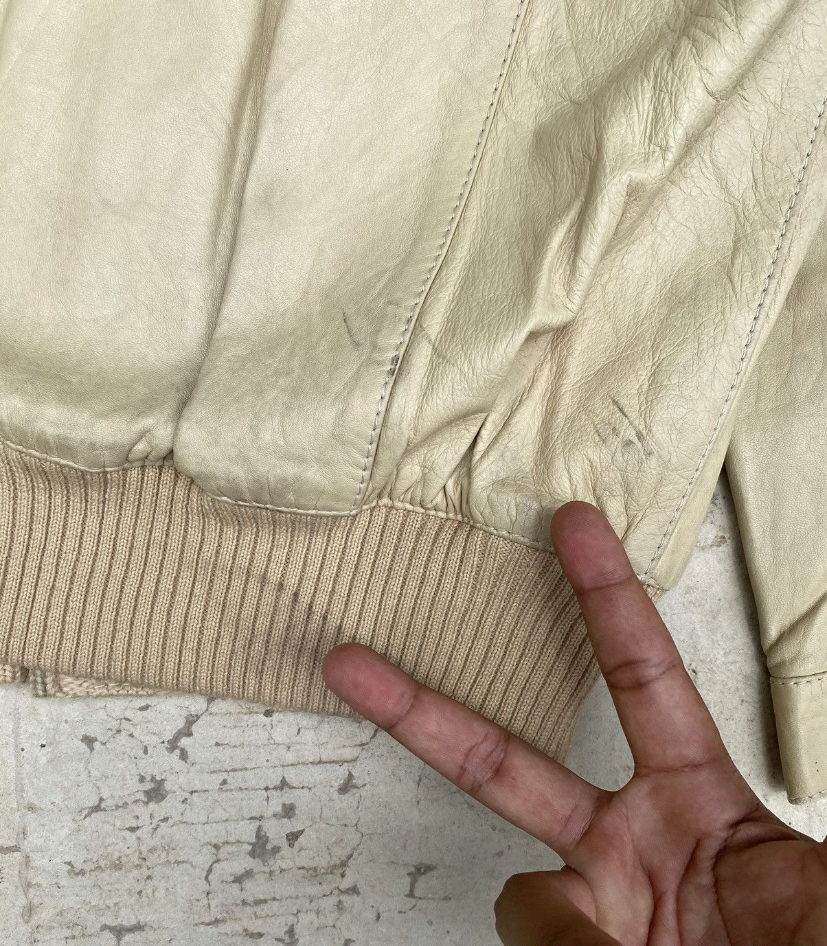 Vintage Vintage Andre Ghekiere Leather Jacket Knit Lined Size US S / EU 44-46 / 1 - 18 Thumbnail
