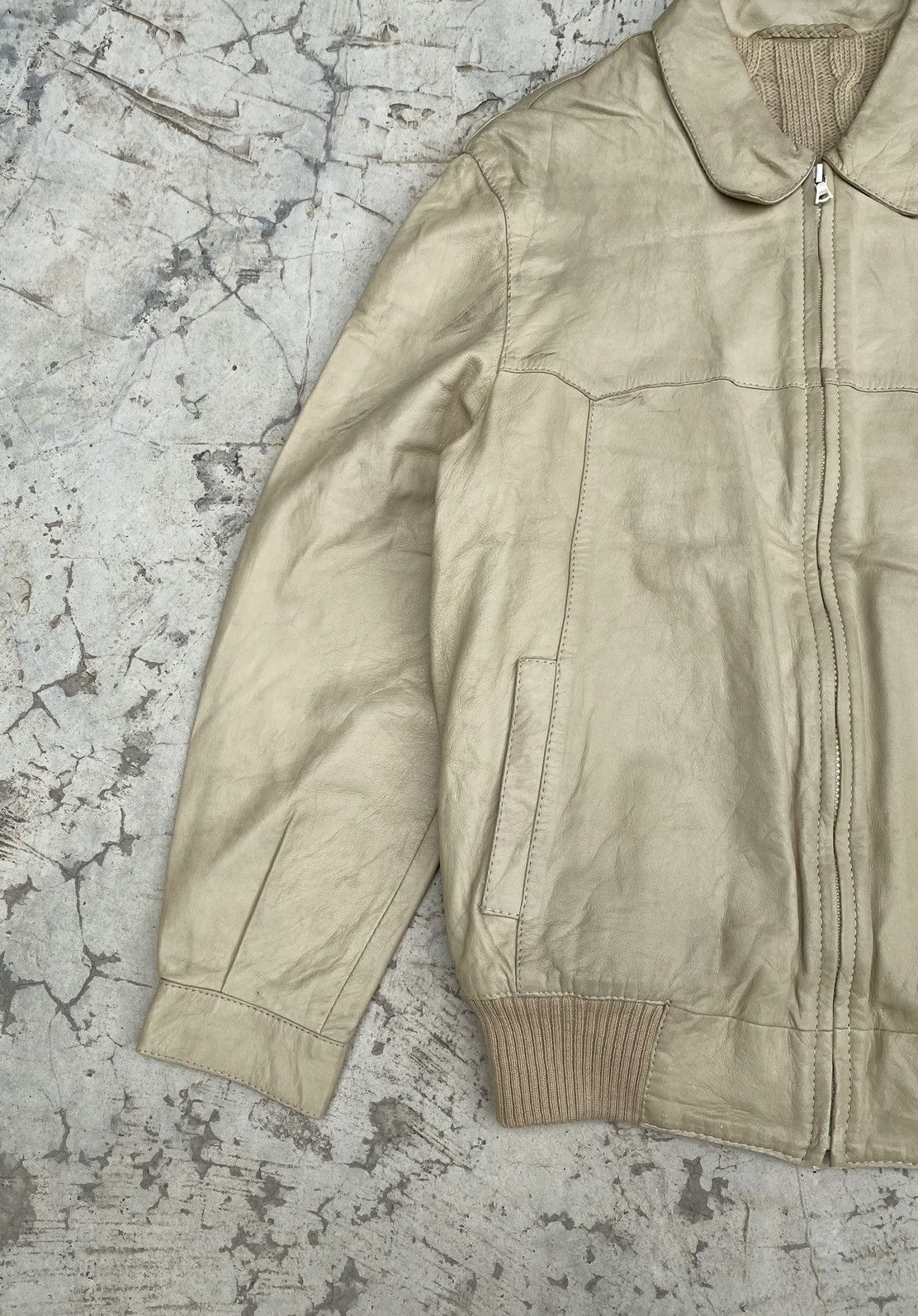 Vintage Vintage Andre Ghekiere Leather Jacket Knit Lined Size US S / EU 44-46 / 1 - 3 Thumbnail