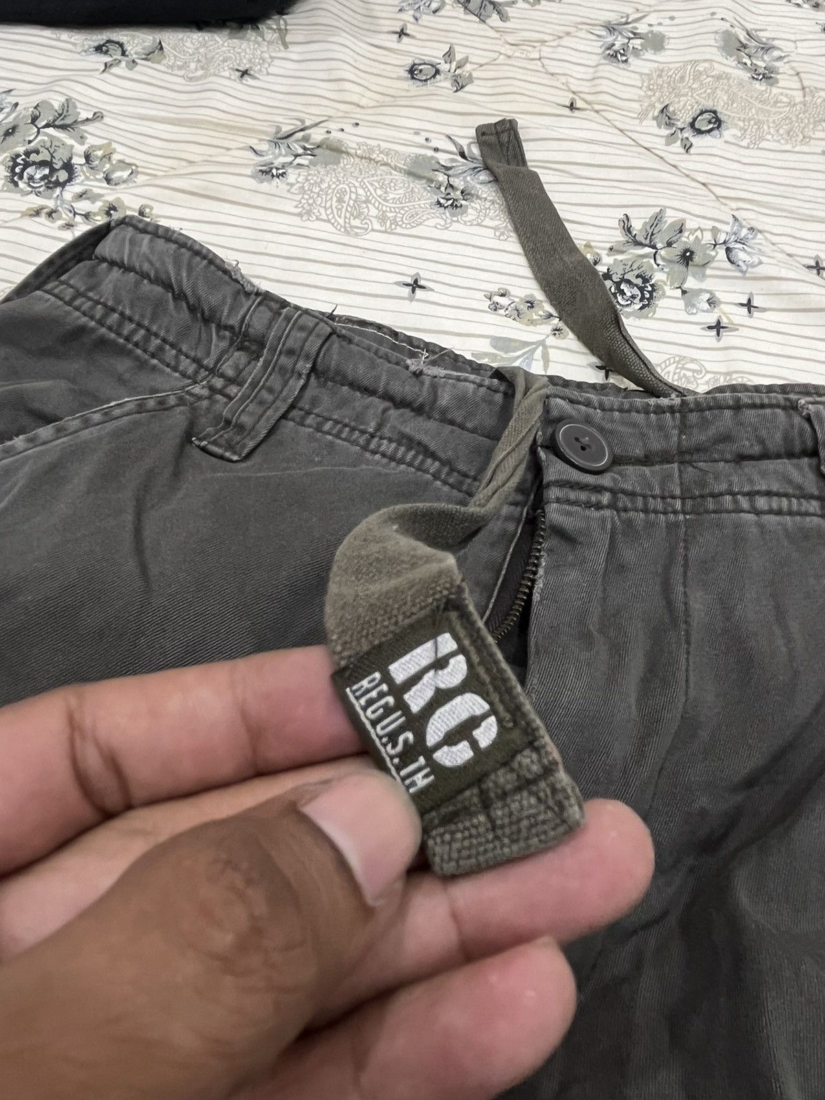 Japanese Brand (A127). REAL CRUSH CLOTHING TACTICAL PANTS Size US 30 / EU 46 - 14 Thumbnail
