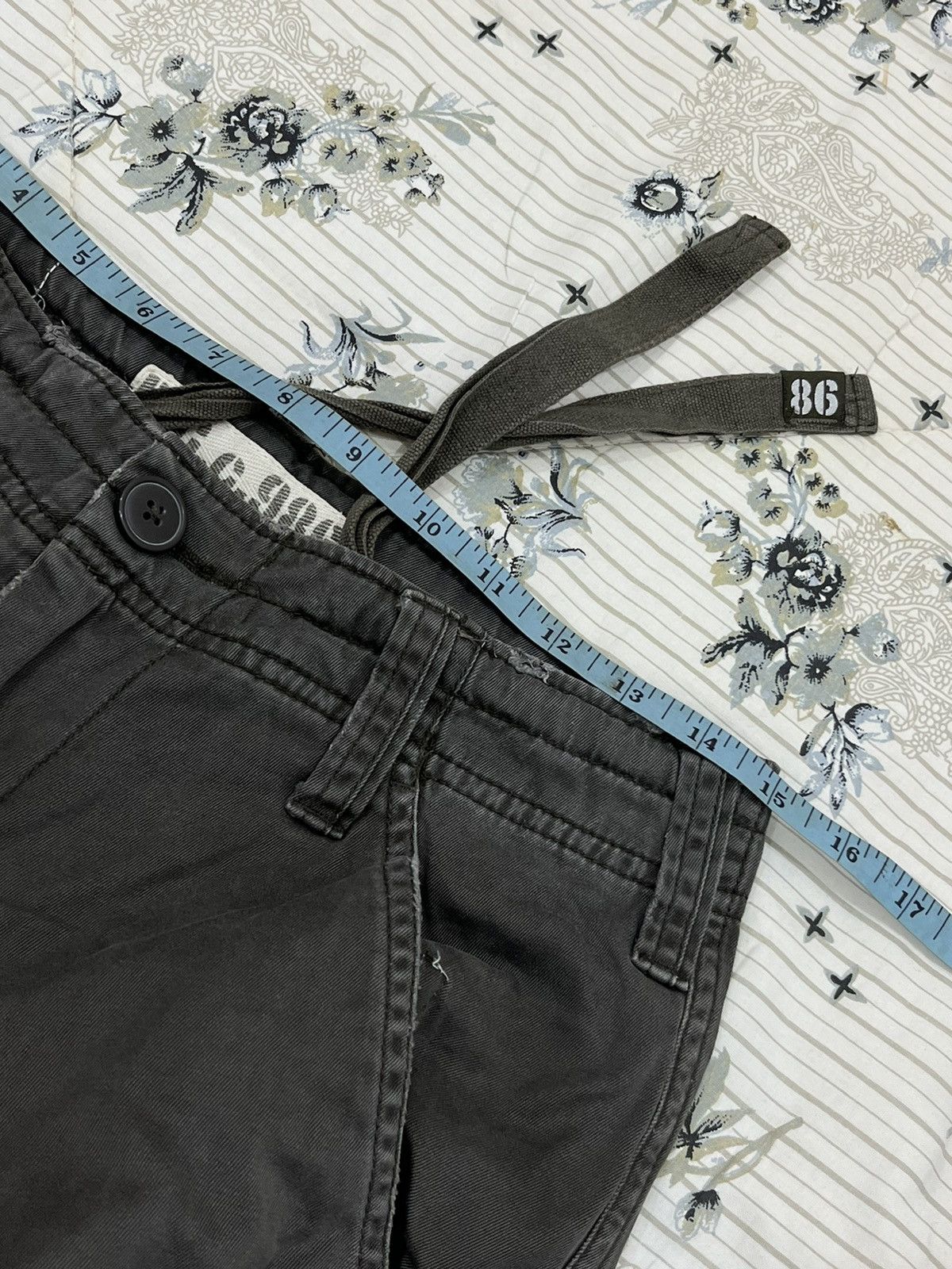 Japanese Brand (A127). REAL CRUSH CLOTHING TACTICAL PANTS Size US 30 / EU 46 - 11 Thumbnail