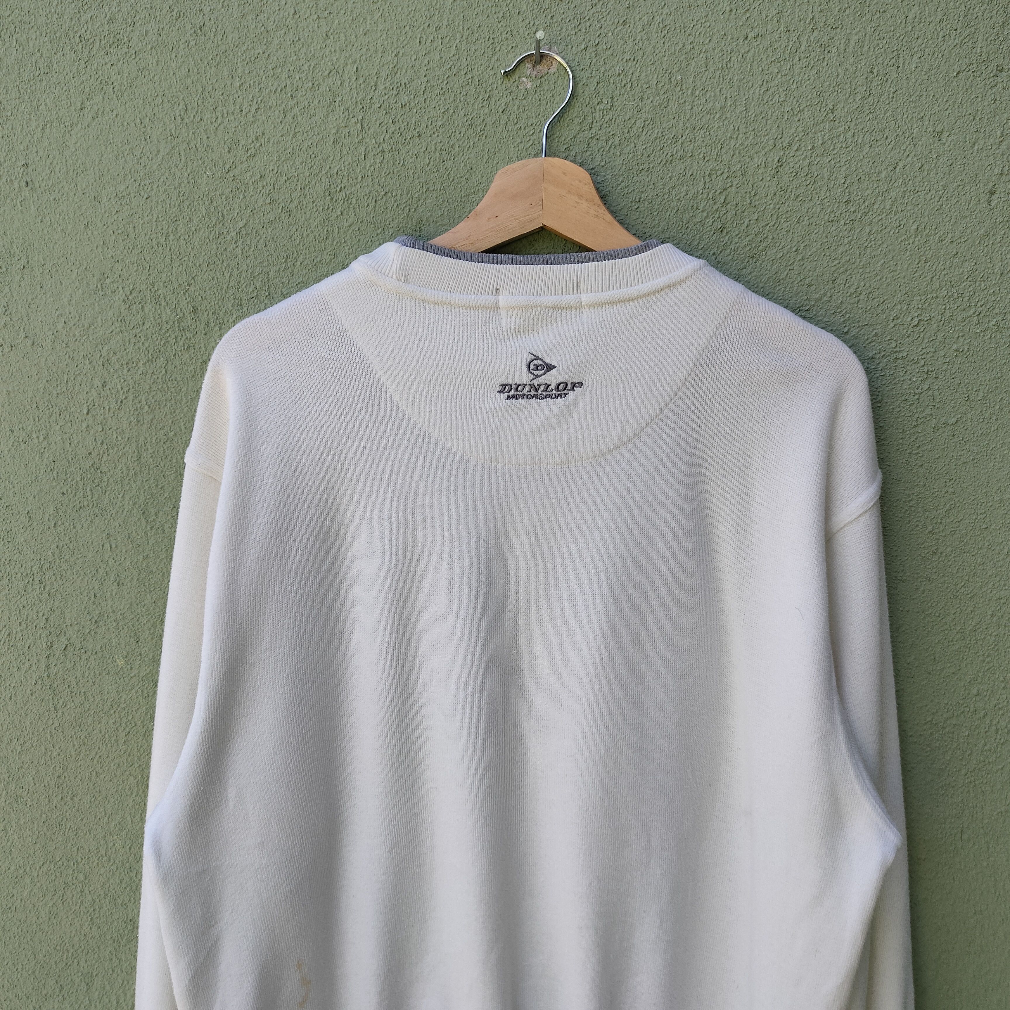 Dunlop Vtg DUNLOP MOTORSPORT INDIVIDUAL Embroidery Logo Sweatshirt Size US L / EU 52-54 / 3 - 9 Thumbnail