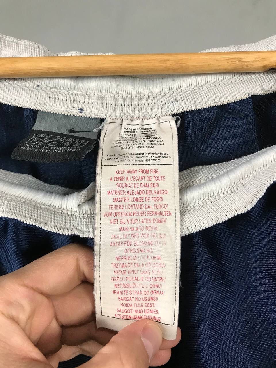 Nike × Vintage Nike Vintage Swoosh Streetwear Vintage Navy Blue Shorts Size US 32 / EU 48 - 5 Thumbnail