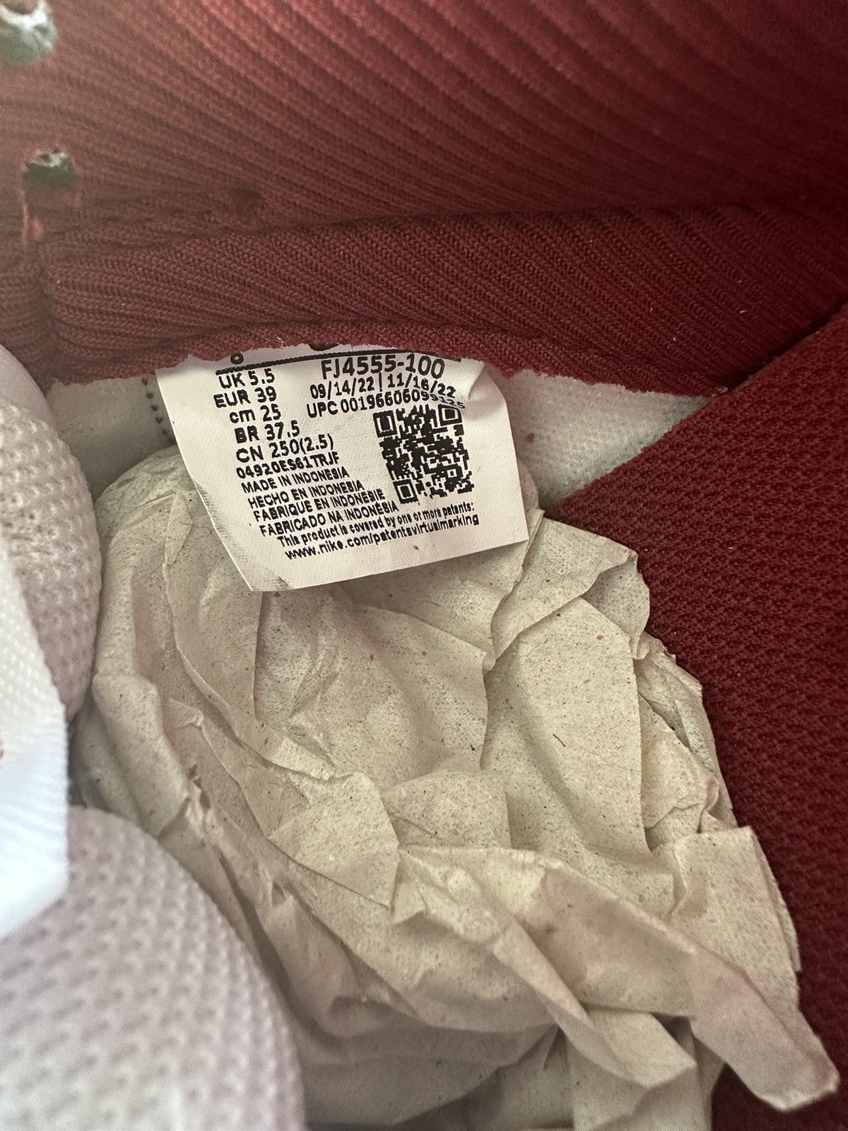 Nike Nike Dunk Low Team Red Size US 6.5 / EU 39-40 - 7 Thumbnail