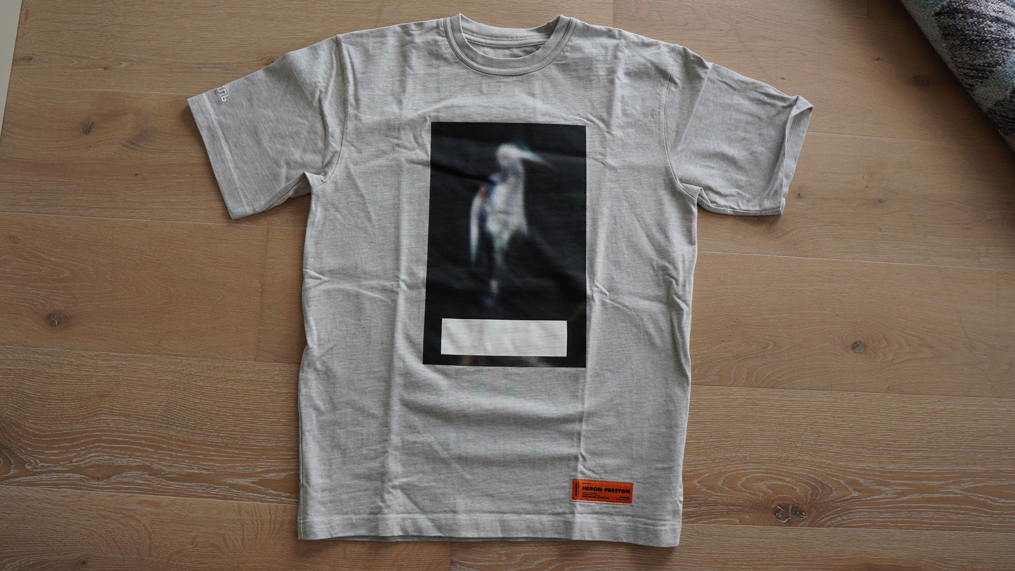 Heron Preston Grey Heron Blurred Graphic T-Shirt Size US M / EU 48-50 / 2 - 1 Thumbnail
