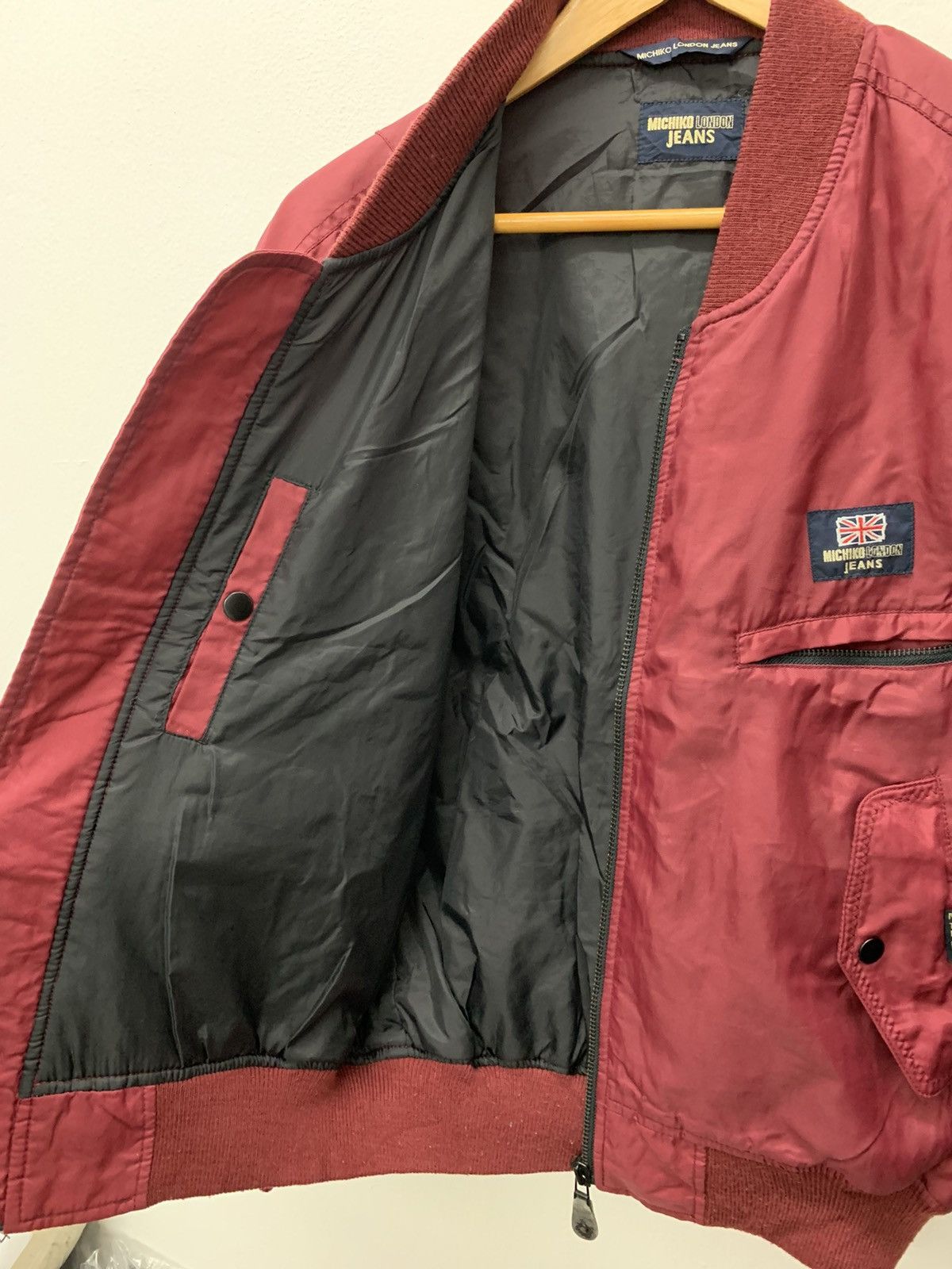 Japanese Brand Vintage Michiko London Big Logo Ma1 Bomber Jacket Size US M / EU 48-50 / 2 - 7 Thumbnail