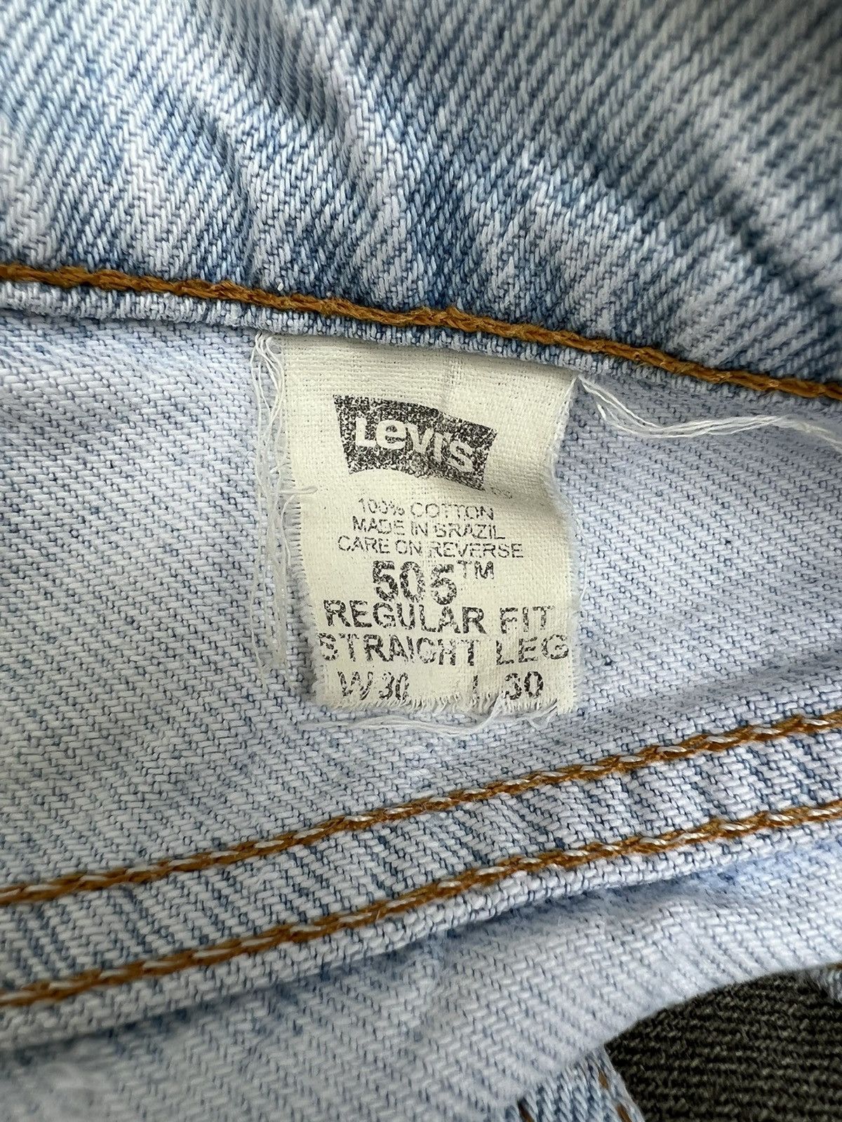 Levi's × Needles × Vintage Vintage 1996 Levi’s 505 Fade Light Blue Stains Denim Jeans Size US 30 / EU 46 - 24 Thumbnail
