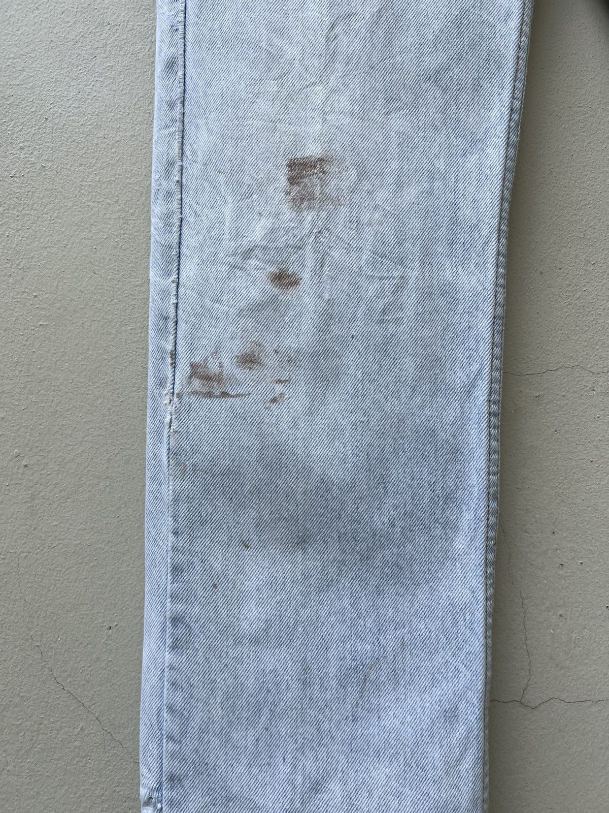 Levi's × Needles × Vintage Vintage 1996 Levi’s 505 Fade Light Blue Stains Denim Jeans Size US 30 / EU 46 - 12 Thumbnail