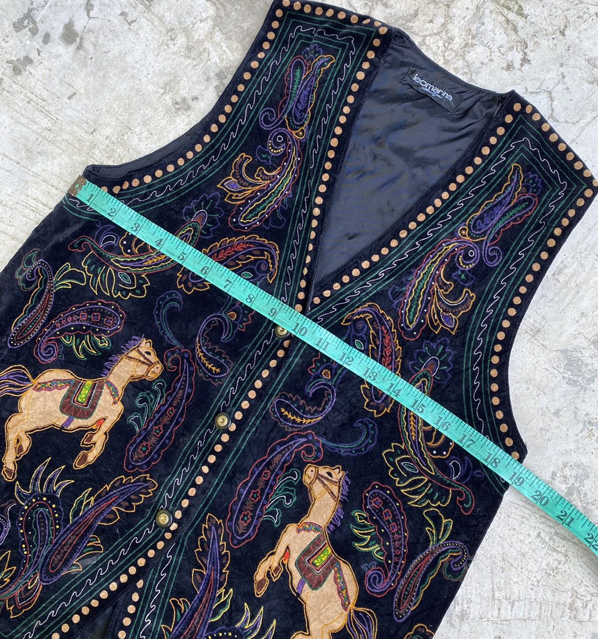 Designer × Japanese Brand × Vintage Leomarina Cardigan Embroidery Velveteen Vest Jacket Size US M / EU 48-50 / 2 - 11 Thumbnail