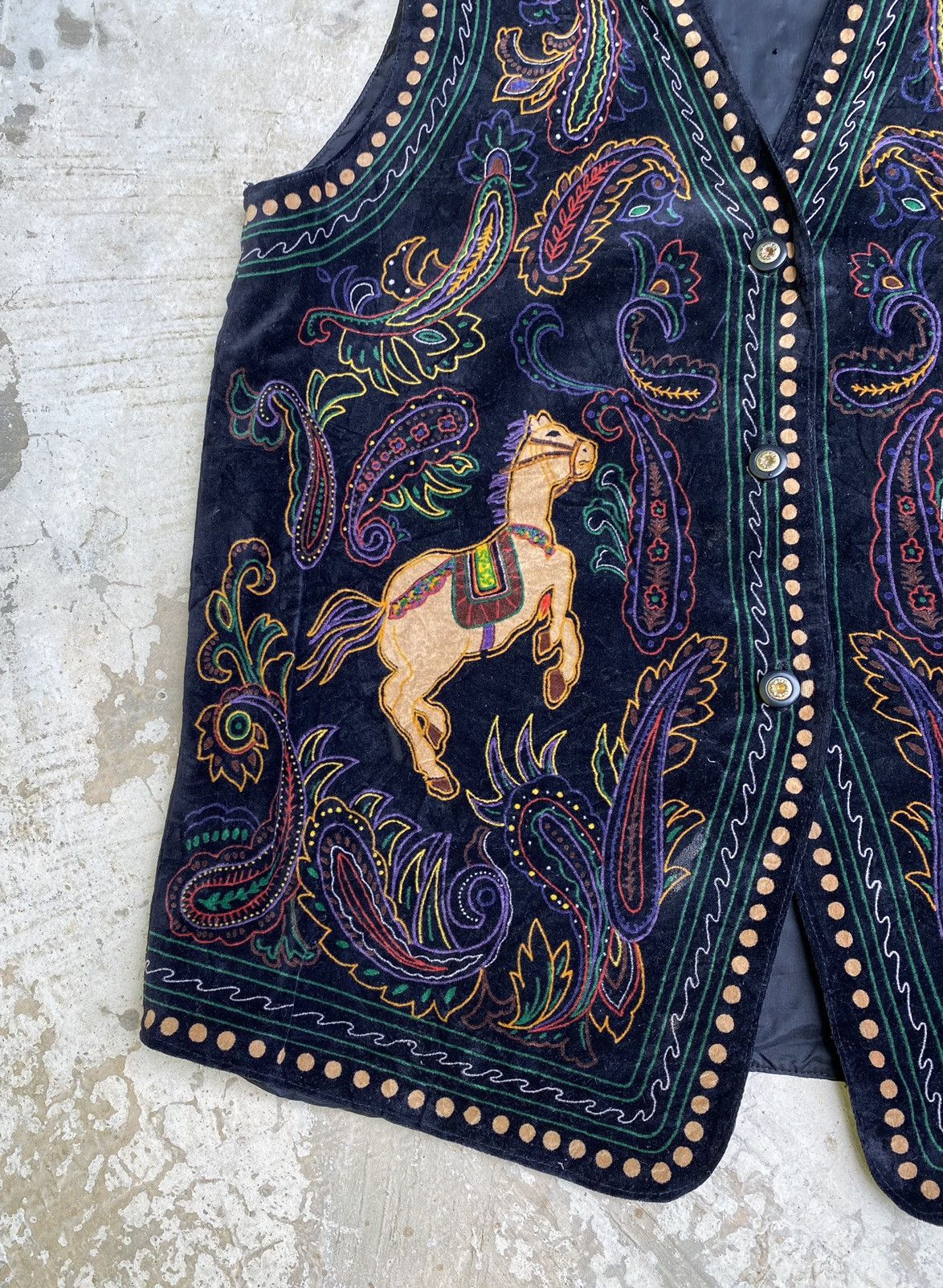 Designer × Japanese Brand × Vintage Leomarina Cardigan Embroidery Velveteen Vest Jacket Size US M / EU 48-50 / 2 - 4 Thumbnail