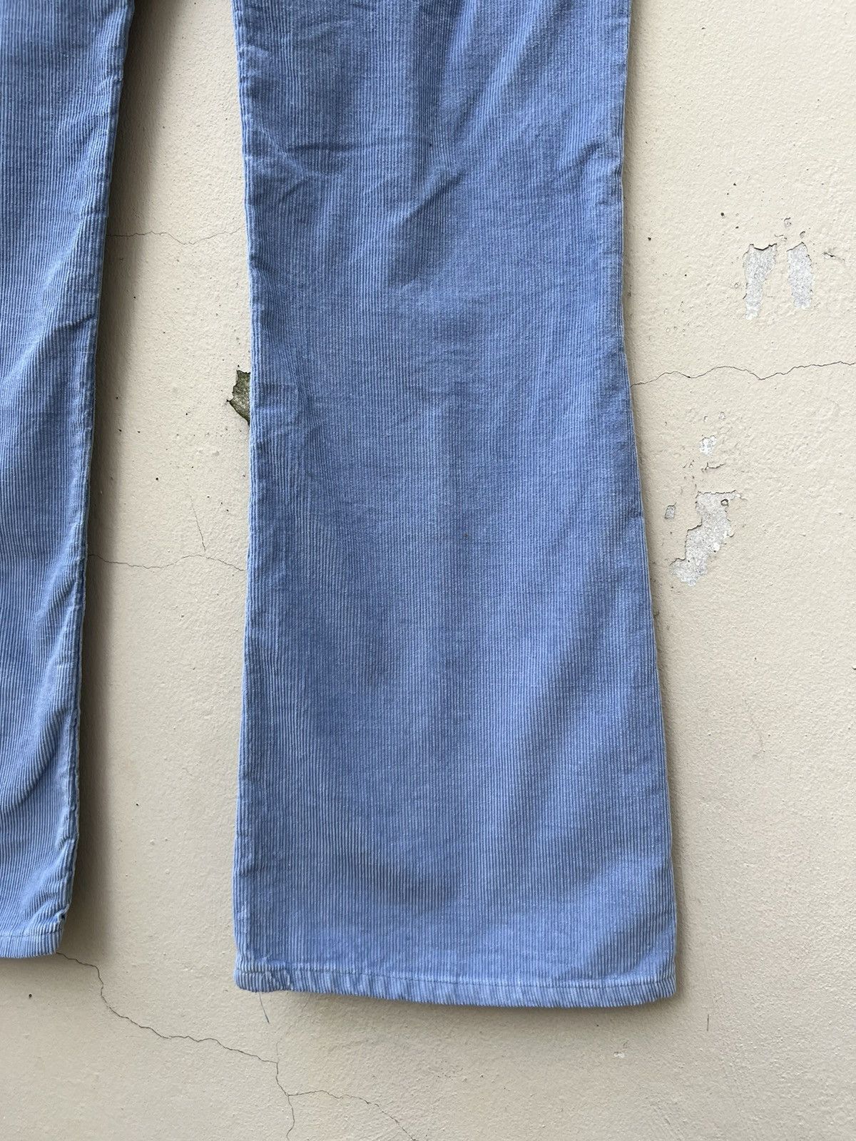 Levi's Vintage 70s Levi’s 646 Fade Light Blue Corduroy Flare Jeans Size US 33 - 23 Thumbnail