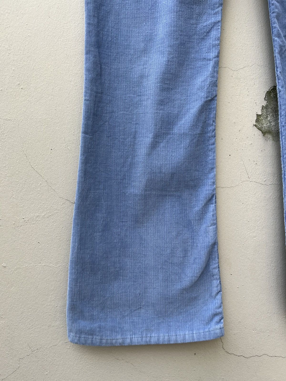 Levi's Vintage 70s Levi’s 646 Fade Light Blue Corduroy Flare Jeans Size US 33 - 19 Thumbnail