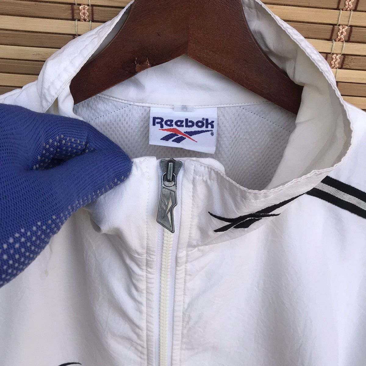 Reebok Back to 90s Vintage Reebok nylon light jacket Size US L / EU 52-54 / 3 - 5 Thumbnail