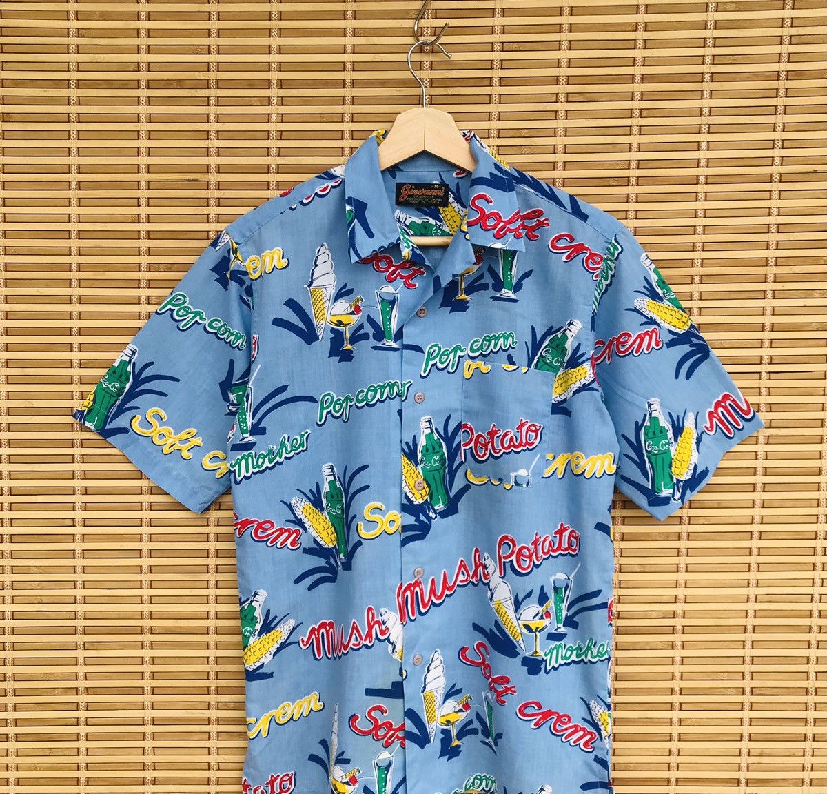 Vintage Vintage Giovanni hawaii coca cola art abstract oxford Size US M / EU 48-50 / 2 - 4 Thumbnail