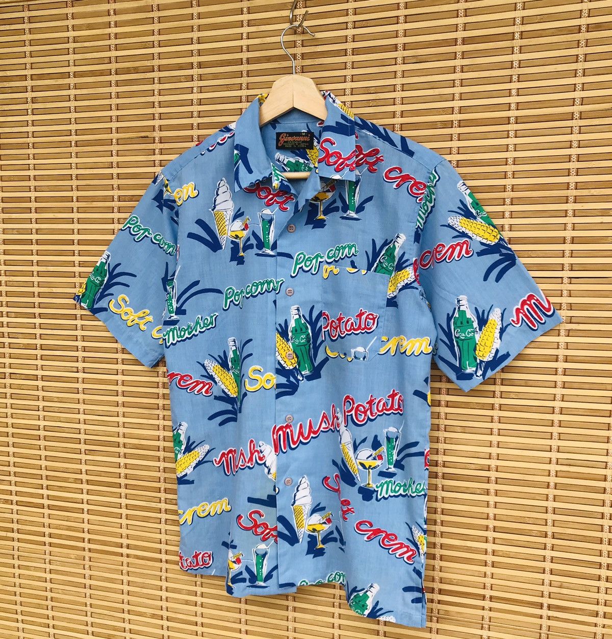 Vintage Vintage Giovanni hawaii coca cola art abstract oxford Size US M / EU 48-50 / 2 - 2 Thumbnail