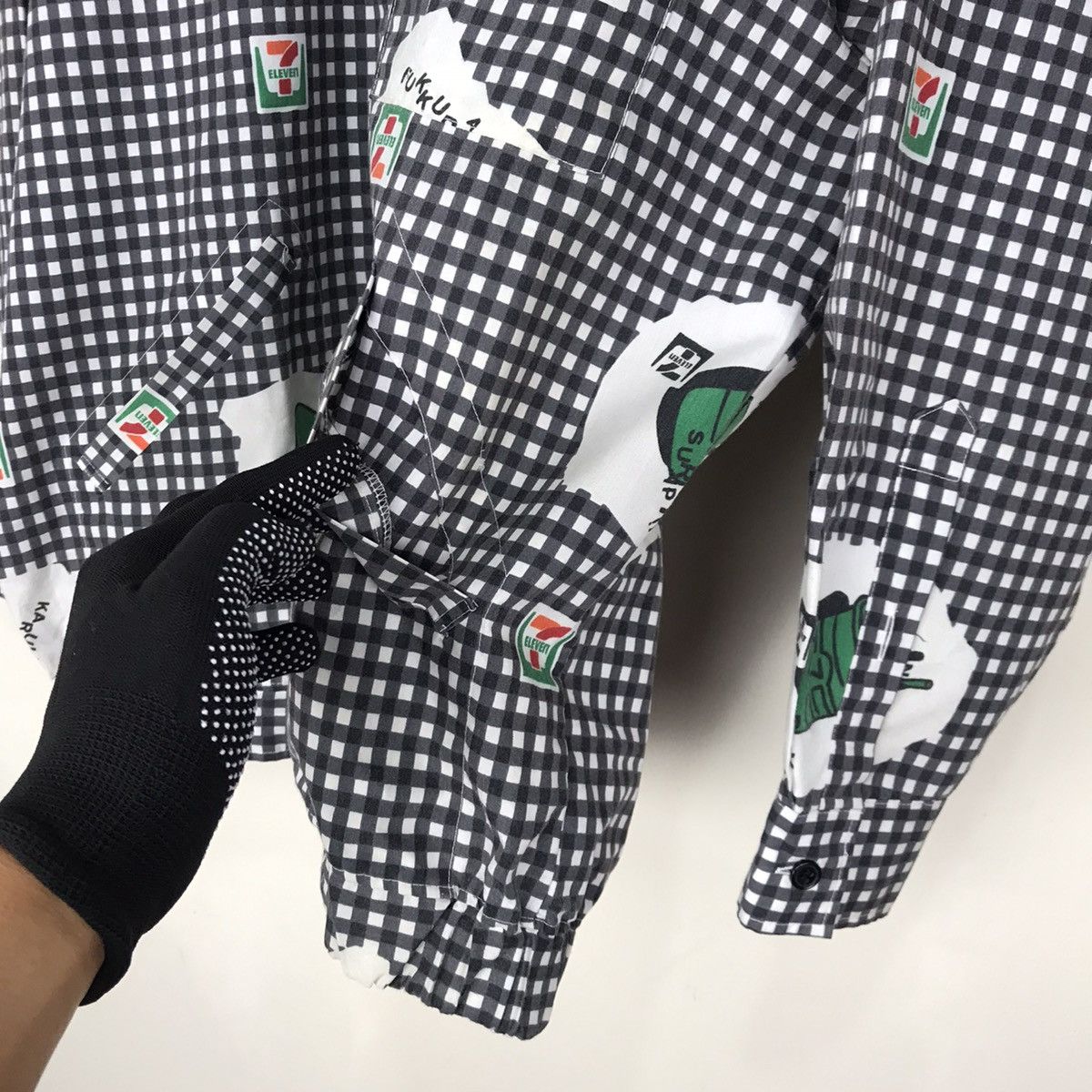 Vintage Vintage 7-Eleven mapping checkered buttom up jacket Size US L / EU 52-54 / 3 - 5 Thumbnail