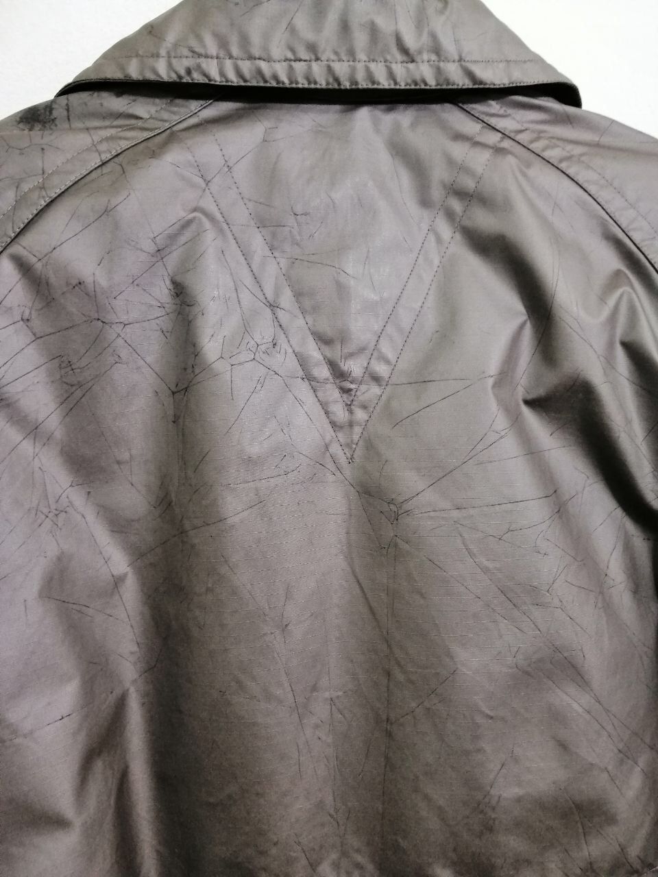 Issey Miyake Issey Miyake Men Trench Jacket / Long Jacket Cracked Design Size US M / EU 48-50 / 2 - 8 Thumbnail