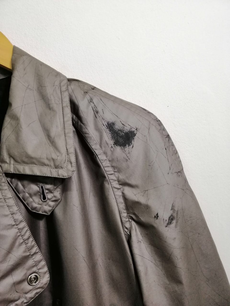 Issey Miyake Issey Miyake Men Trench Jacket / Long Jacket Cracked Design Size US M / EU 48-50 / 2 - 4 Thumbnail