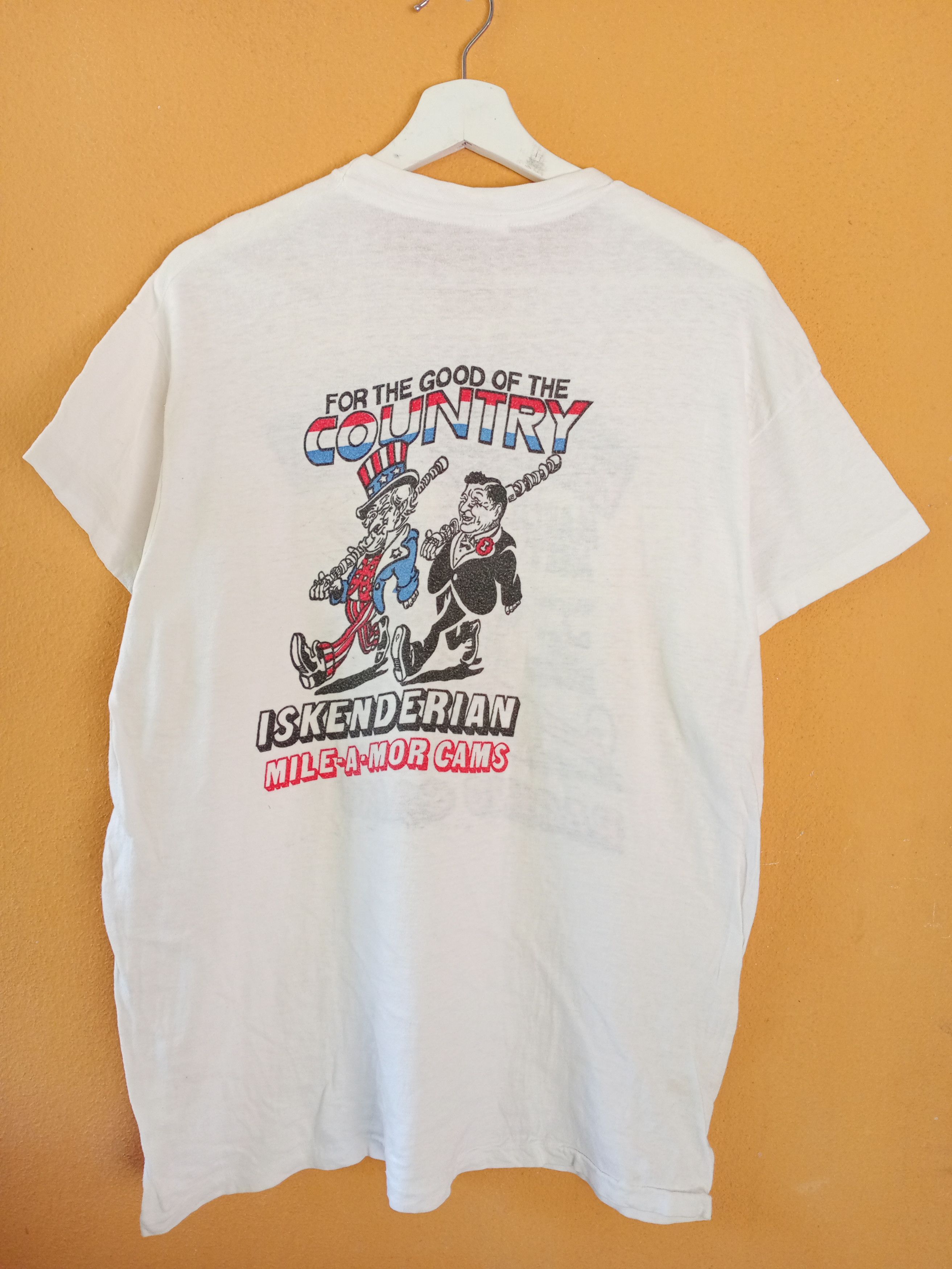 Formula 1 Rare Vintage 70s Bakerfield Iskendeman Racing Camp Tshirt Size US M / EU 48-50 / 2 - 5 Thumbnail