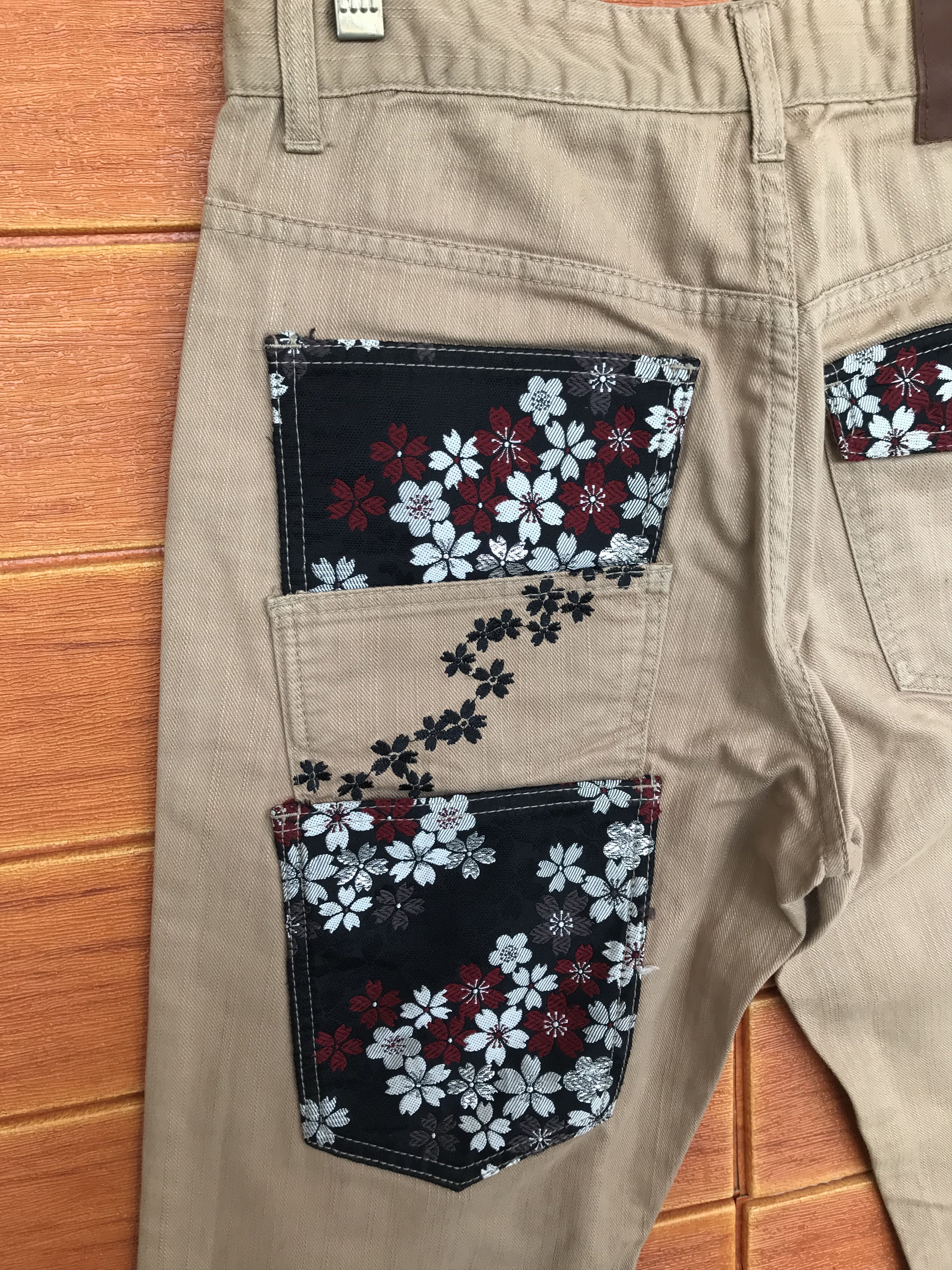 Karakuri Tamashii Japan Sukajan Style Sakura Embroidered Pant Karakuri Tamashi Size US 32 / EU 48 - 4 Thumbnail