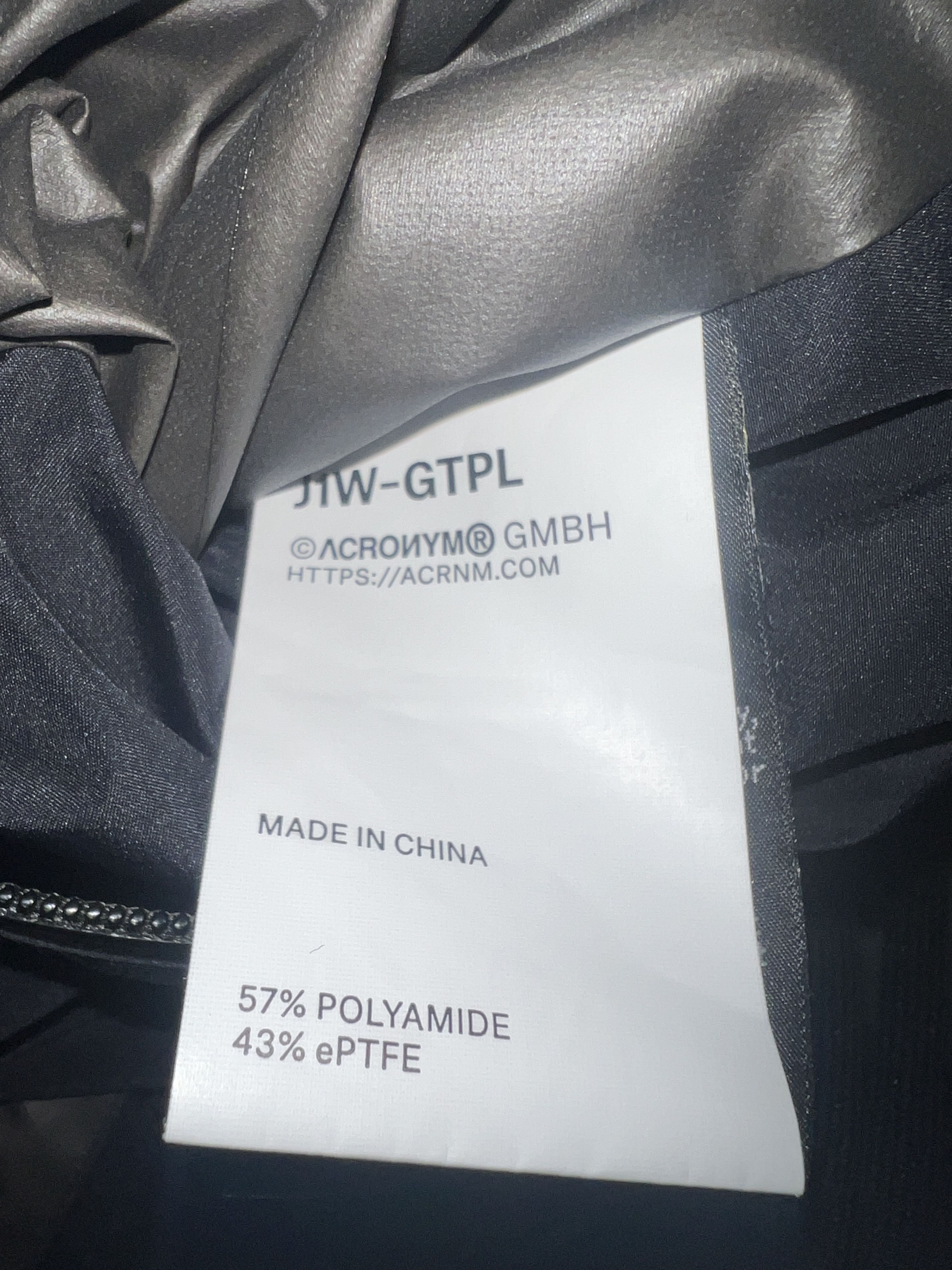 Acronym J1W-GTPL Size US S / EU 44-46 / 1 - 13 Thumbnail