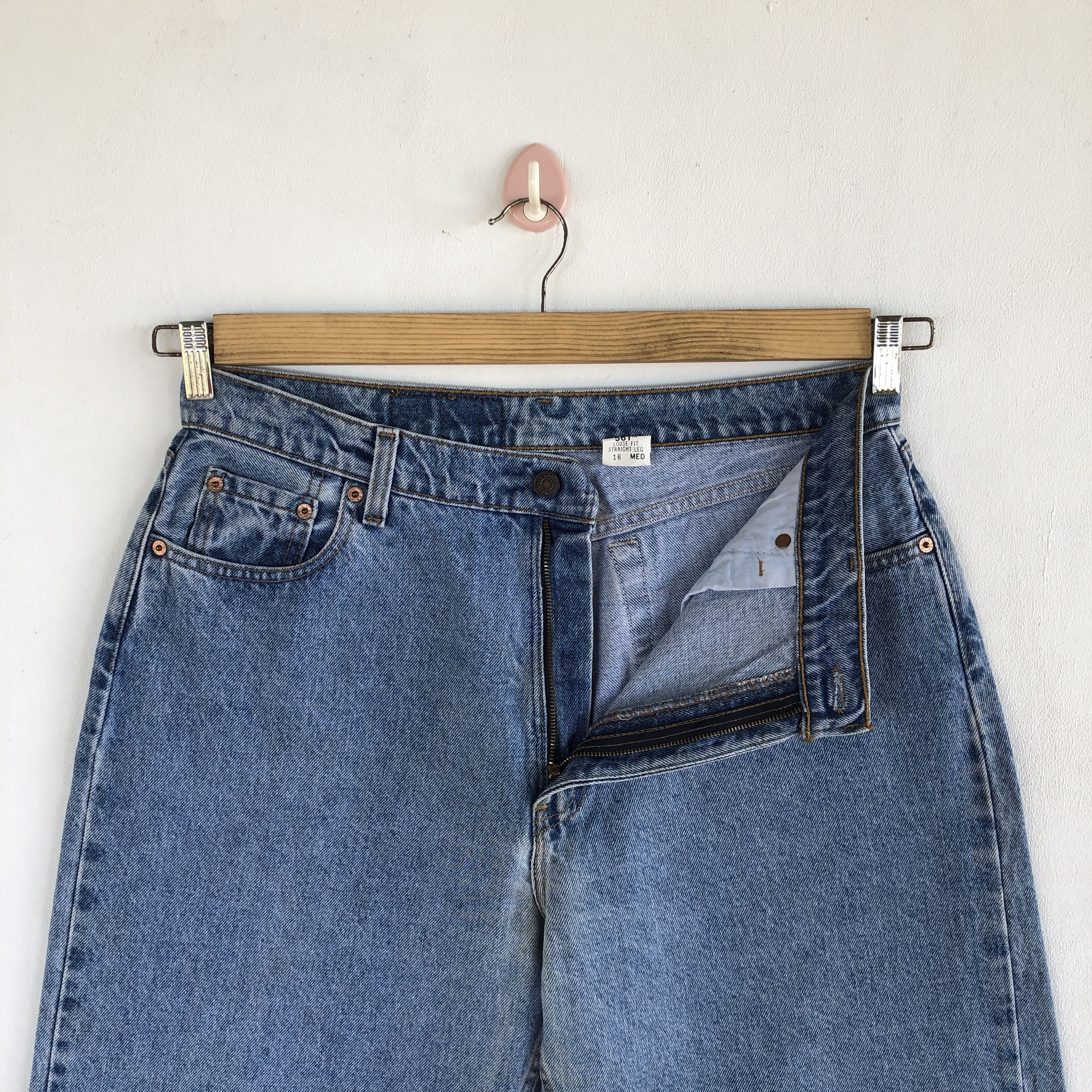 Levi's Vintage Levis Baggy Jeans Levi's 561 Denim Loose Fit Size US 32 / EU 48 - 8 Thumbnail