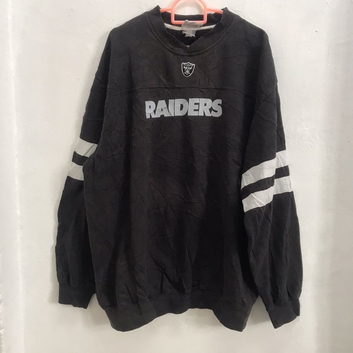 NFL Raiders sweatshirt (faded colour) Size US XL / EU 56 / 4 - 1 Thumbnail
