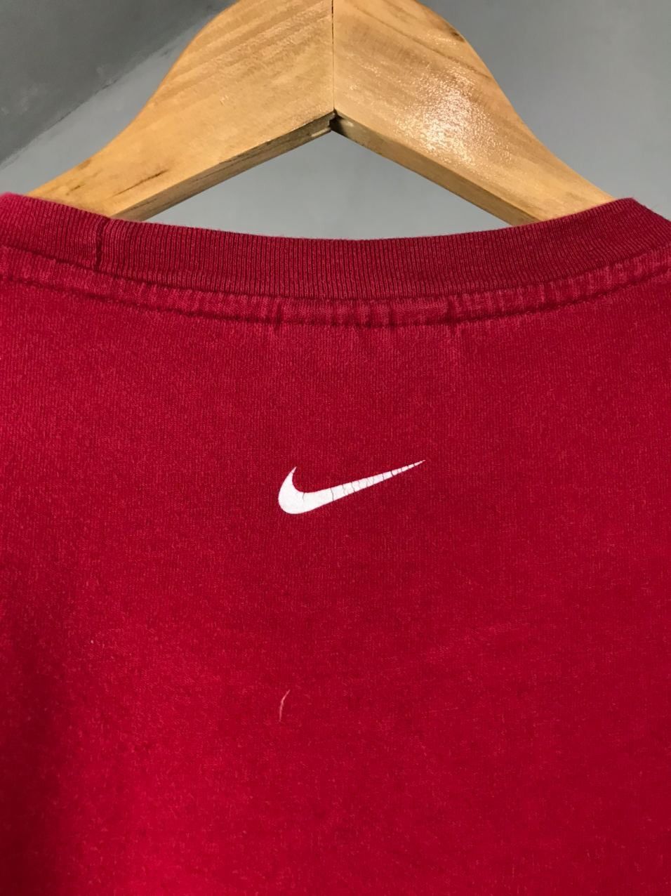 Vintage Nike vintage swoosh streetwear red tee Size US XL / EU 56 / 4 - 8 Thumbnail